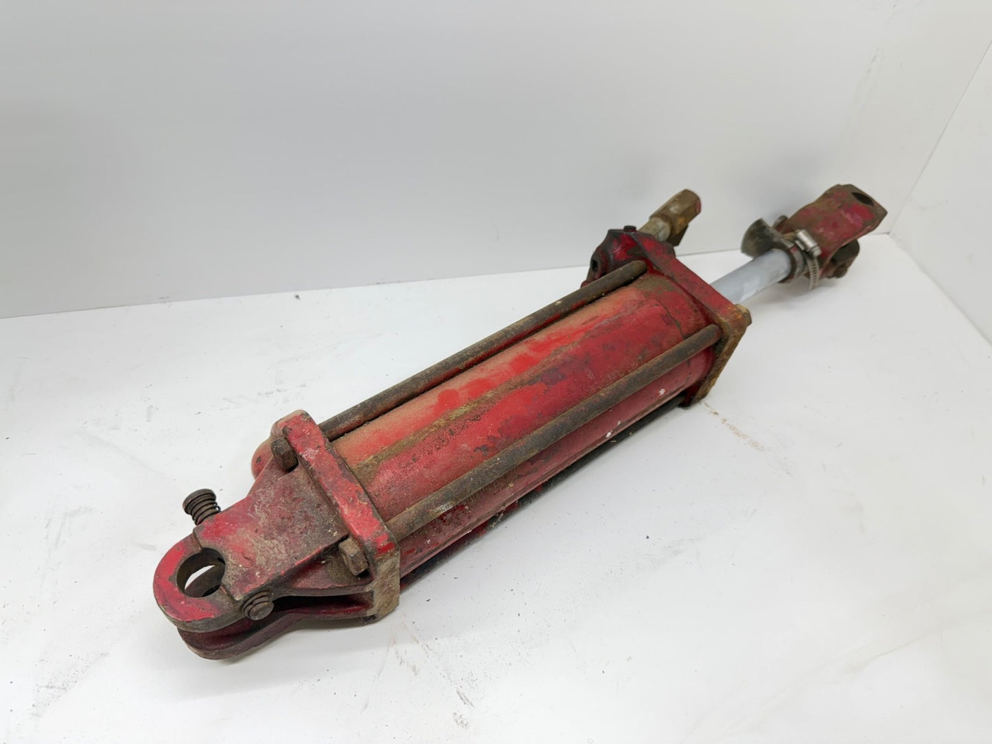Farmall International 300 330 350 IH Tractor Three Point Hydraulic Cylinder Ram