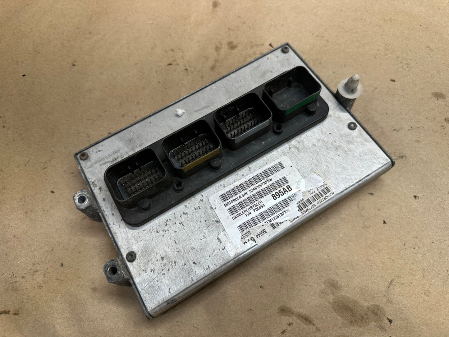 2005-2010 Jeep Commander 3.7L Engine Control Module P05094895AB P05094325AH