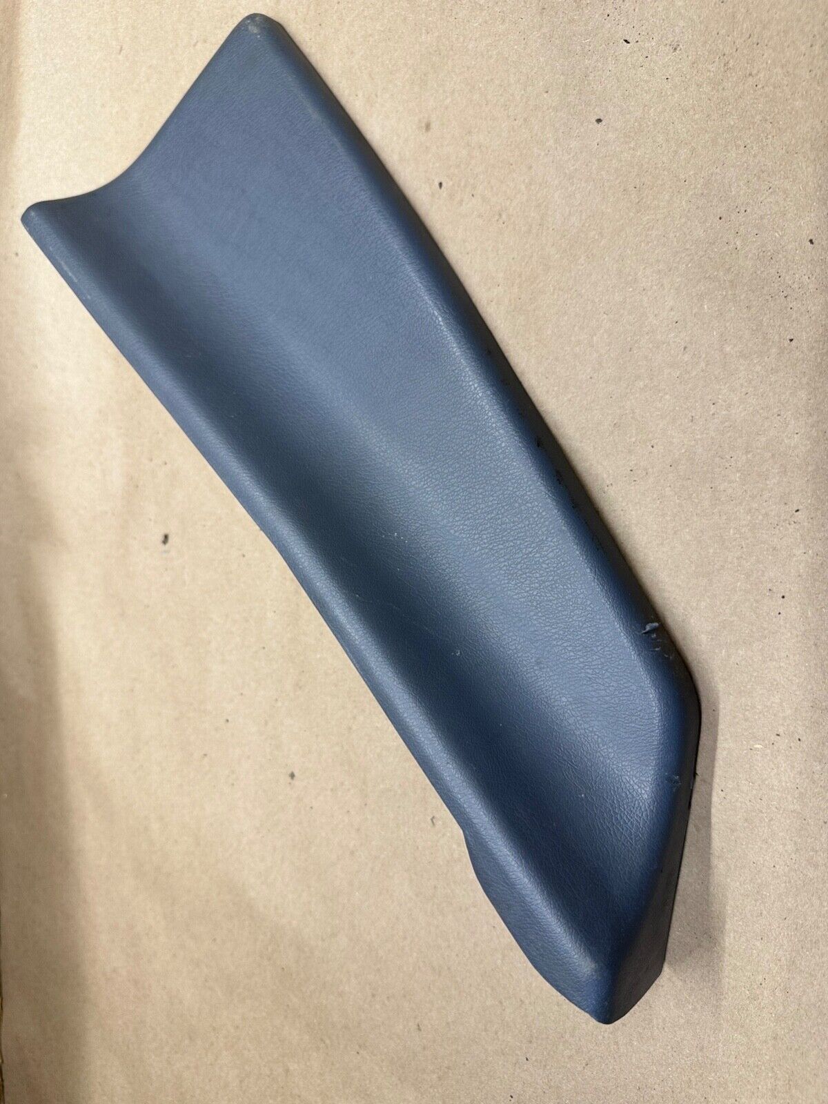 84-96 Jeep Cherokee XJ Passenger Side Manual Seat Track Trim Right Lower Cover
