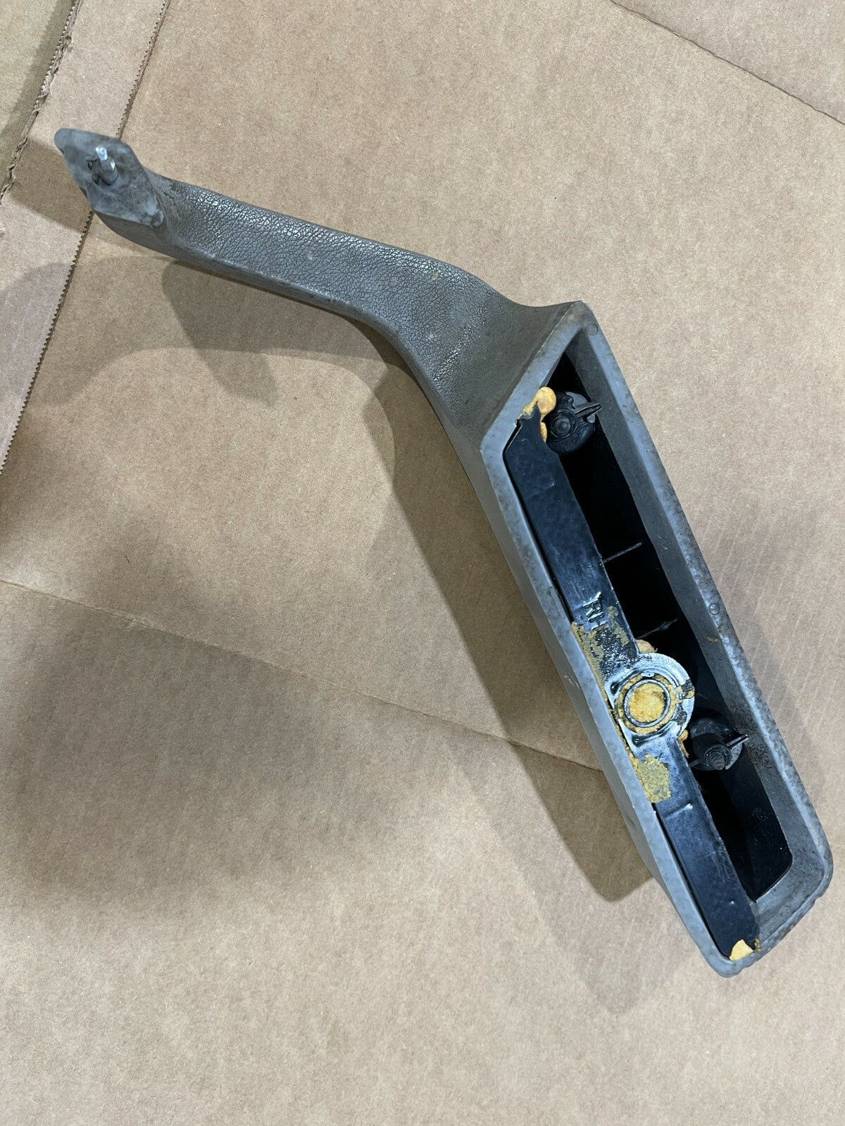 84-96 Jeep Cherokee XJ Agate Front Interior Door Handle Arm Rest Pull RIGHT