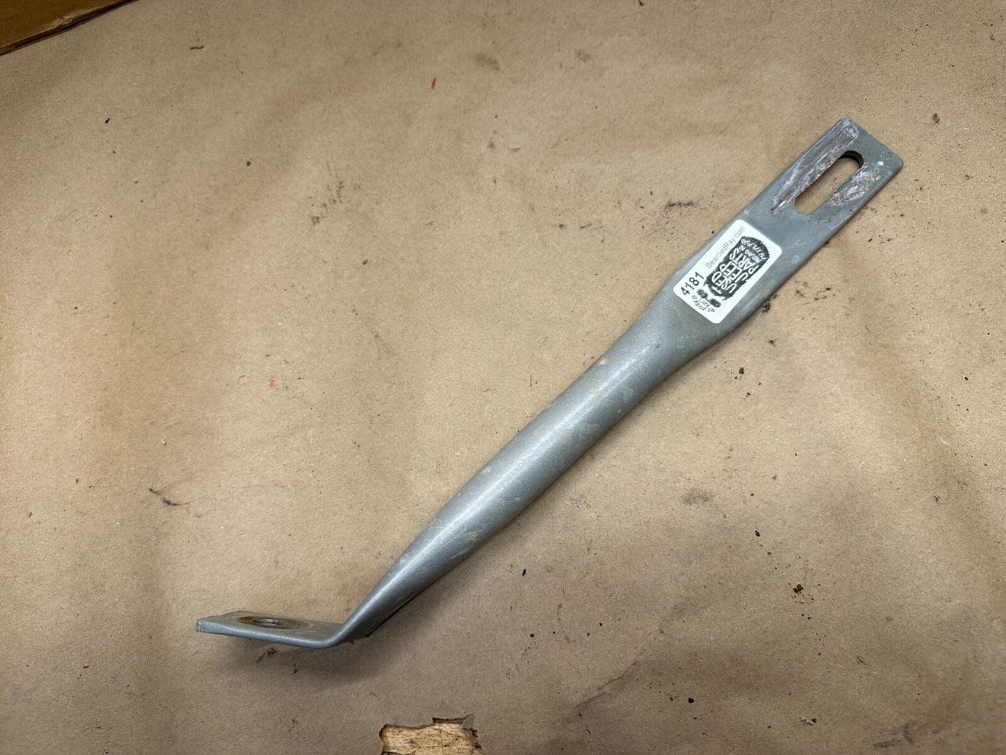 2007-2011 Ford Crown Victoria Left Front Fender Support Bracket Brace OEM Vic LF