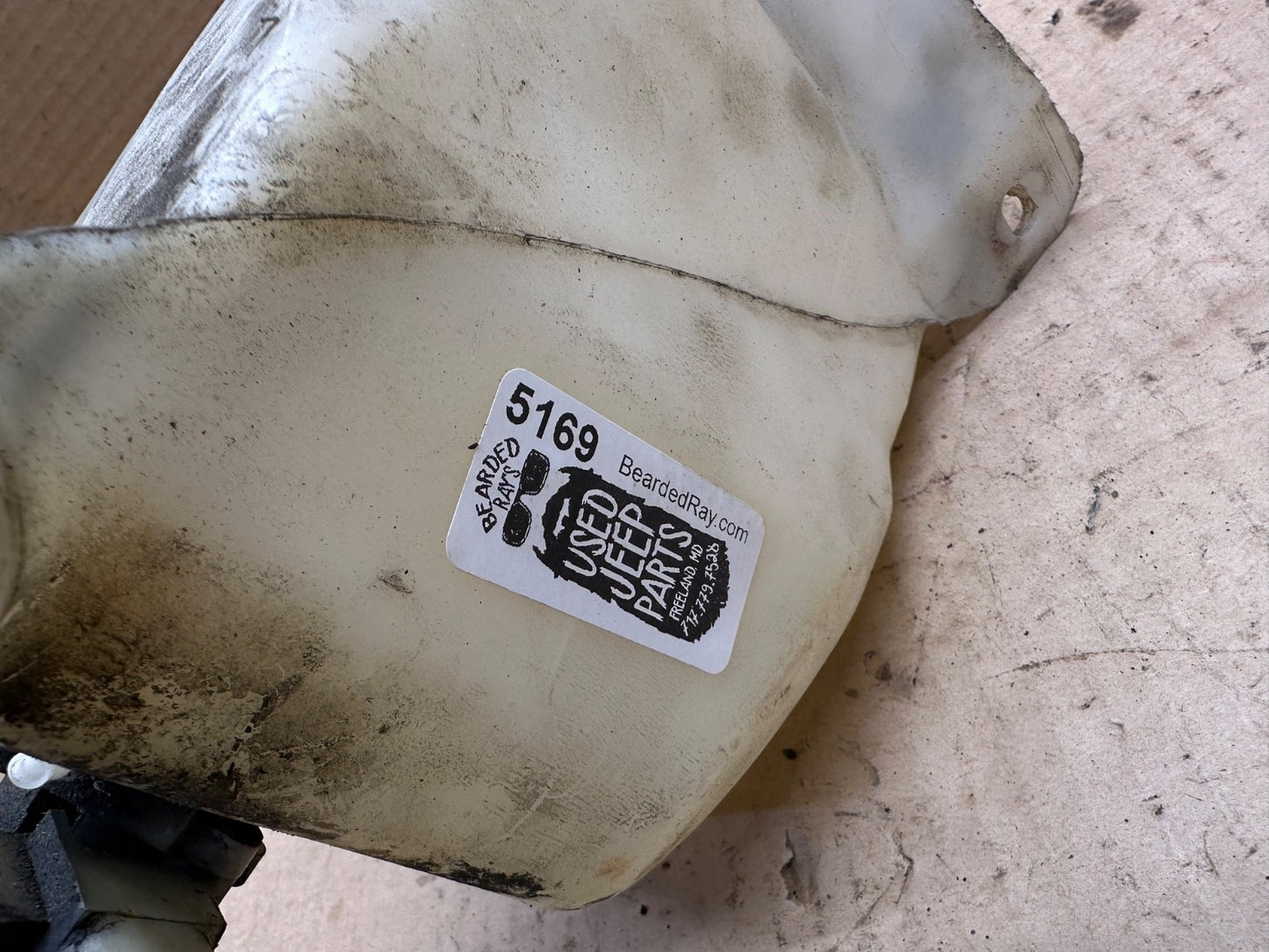 97-02 Jeep TJ Wrangler Single Pump Windshield Washer Reservoir Tank OEM 55154804