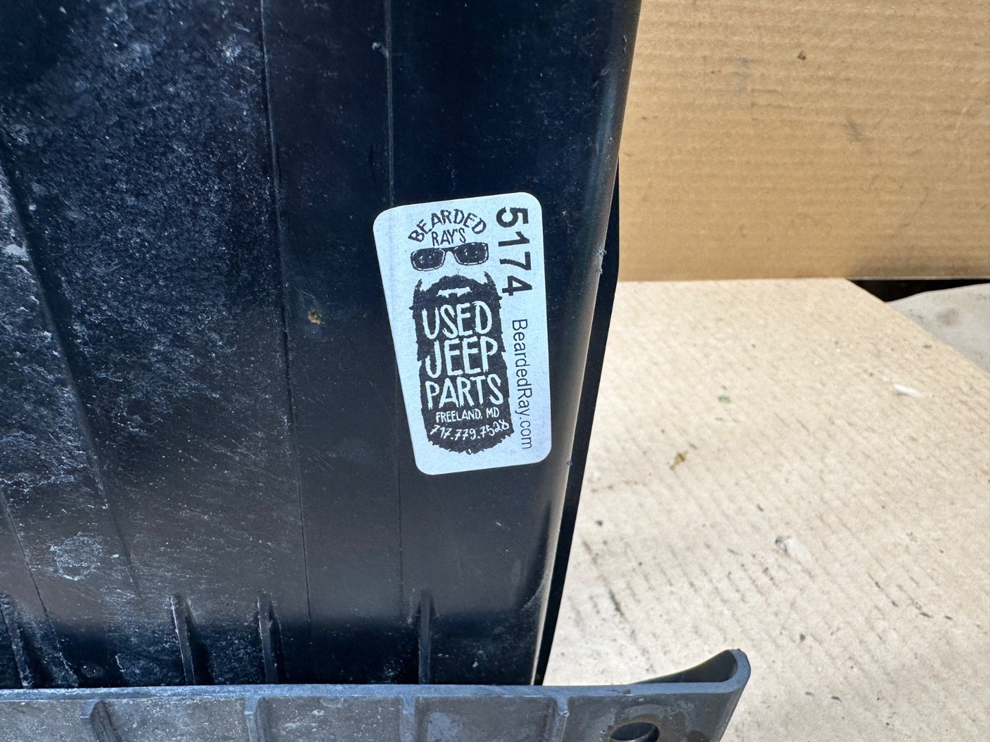 2013 FORD E150 VAPOR CHARCOAL CANISTER 9U5A-9D653-AB OEM Econoline Van Plastic
