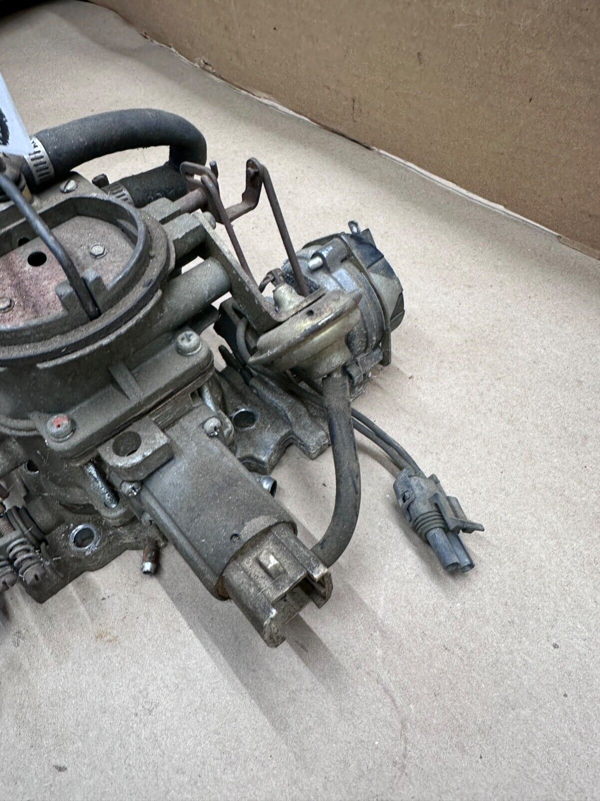 76-90 Jeep YJ CJ Carter BBD 2 Barrel Carburetor Carb 4.2L Wrangler 4.2 L 258 OEM