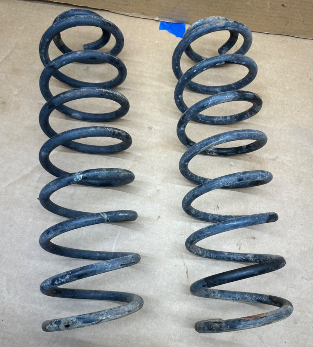 Jeep Cherokee XJ 84-01 Front Coil Springs Set Spring OEM Factory Dana 30 L R