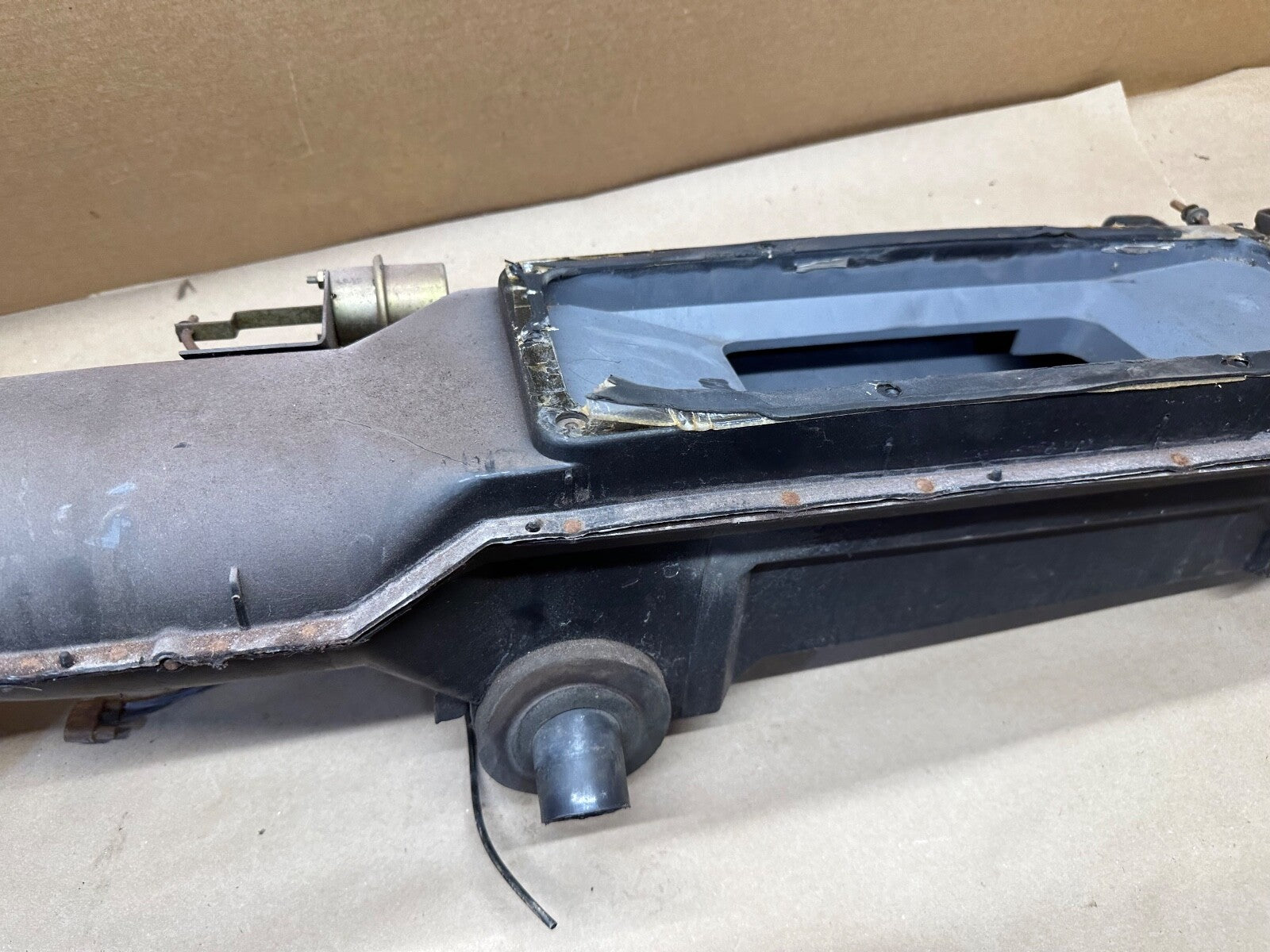 87-95 Jeep Wrangler YJ Upper Heater Box Vent Fresh Air Inlet  FREE SHIPPING