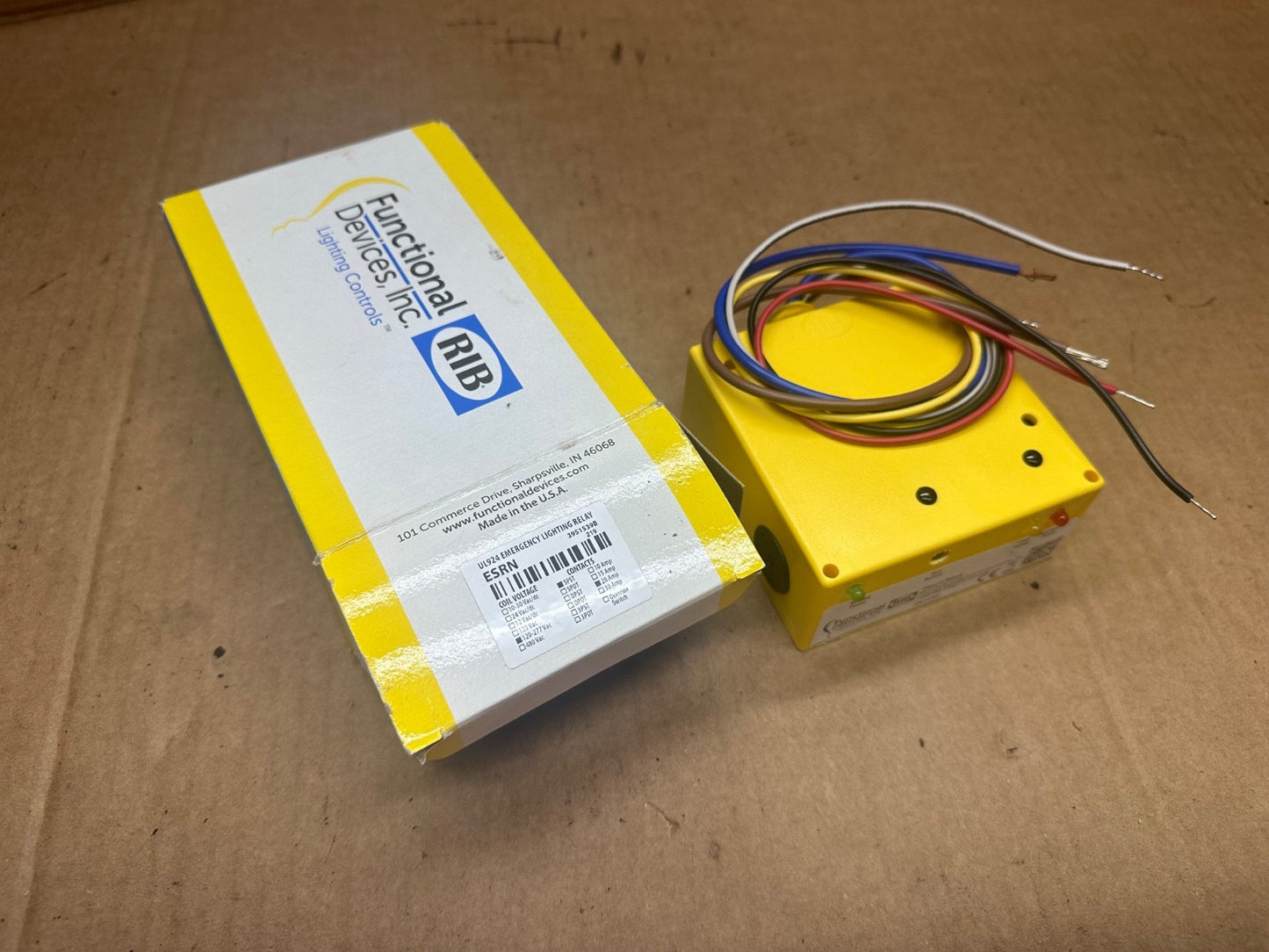 ESRN 3951539B FUNCTIONAL DEVICES RIB UL924 LIGHTING RELAY 120-277v 20 amp spst