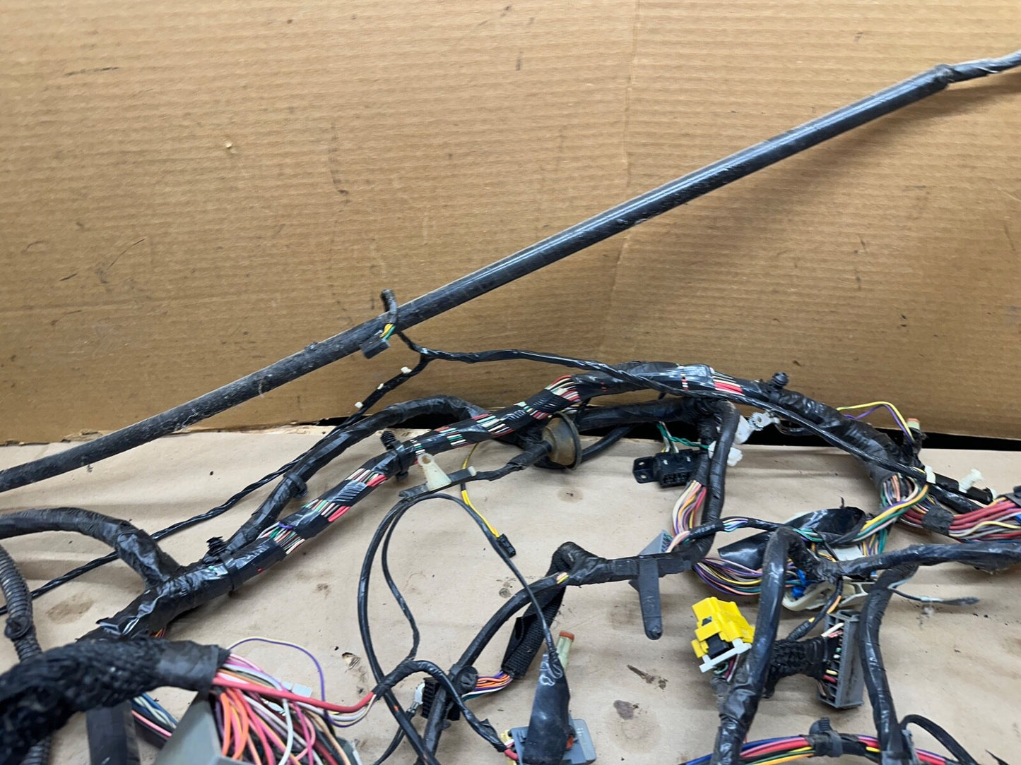2005 Jeep Wrangler TJ RUBICON 4.0L Body Wiring Wire Harness 56050733AB Dash Rear