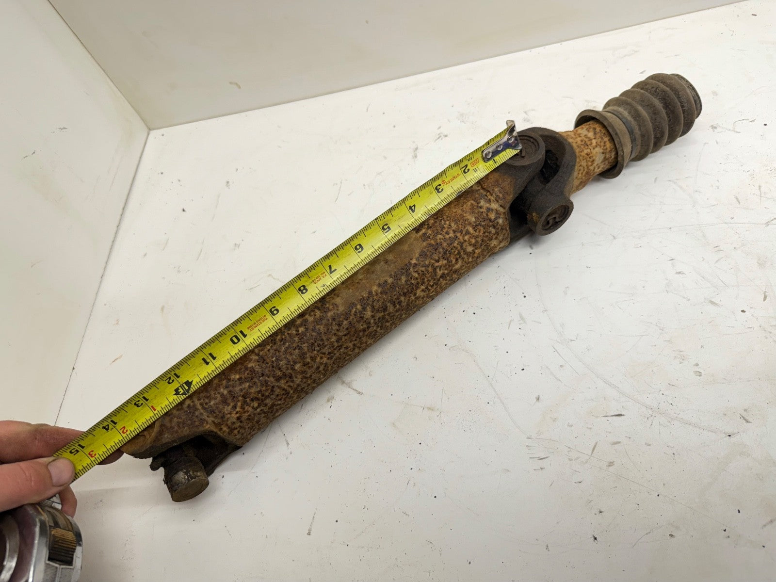 97-02 Jeep Wrangler TJ 13.5" REAR DRIVESHAFT 2.5L 4 CYL 5 spd Drive Shaft 2.5 L