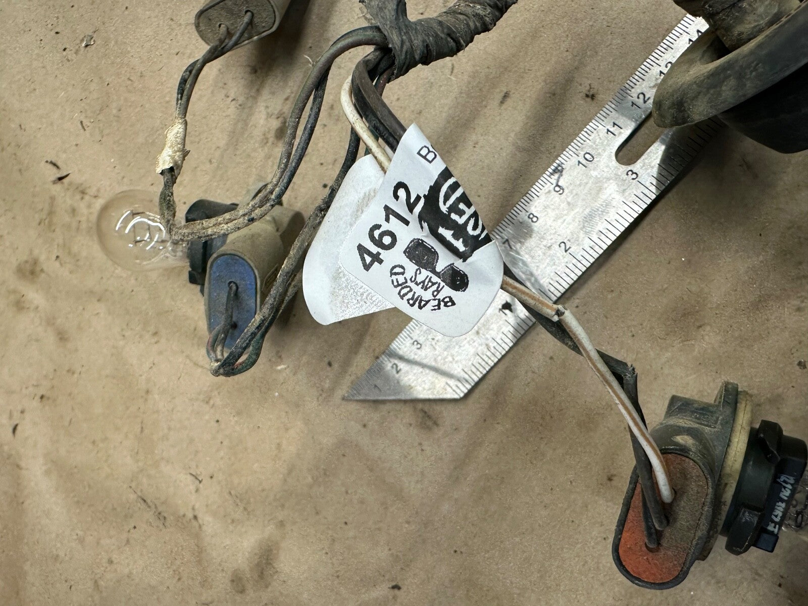 97-01 Jeep Cherokee XJ Tail Light Wiring Harness Left or Right Plug -READ AD-