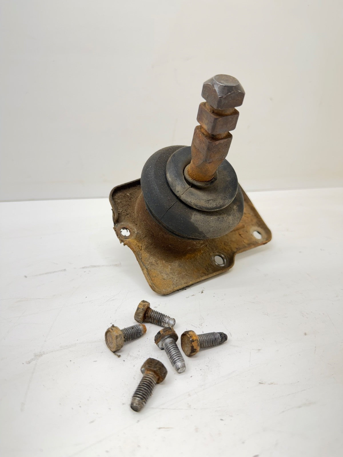 Jeep CJ 1980-1986 CJ5 CJ7 CJ8 T4 T5 Transmission Shifter Tower Base CJ 7 T-4 T-5