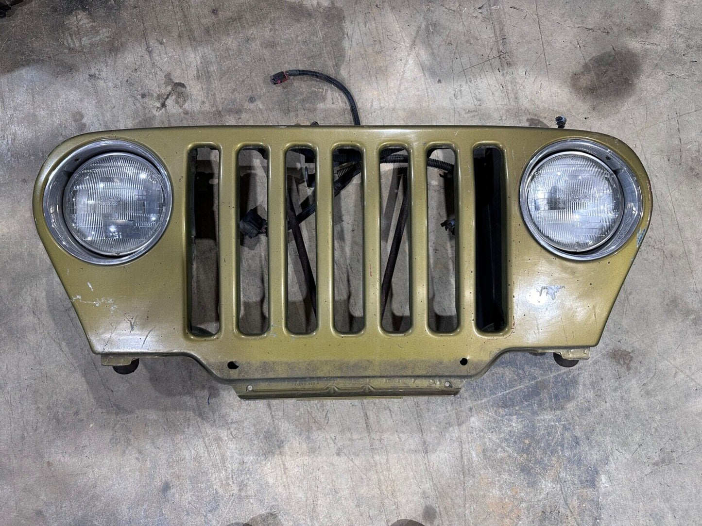 97 ONLY Jeep Wrangler TJ Front GRILL GRILLE Citron Pearl JV HARNESS OEM 1997