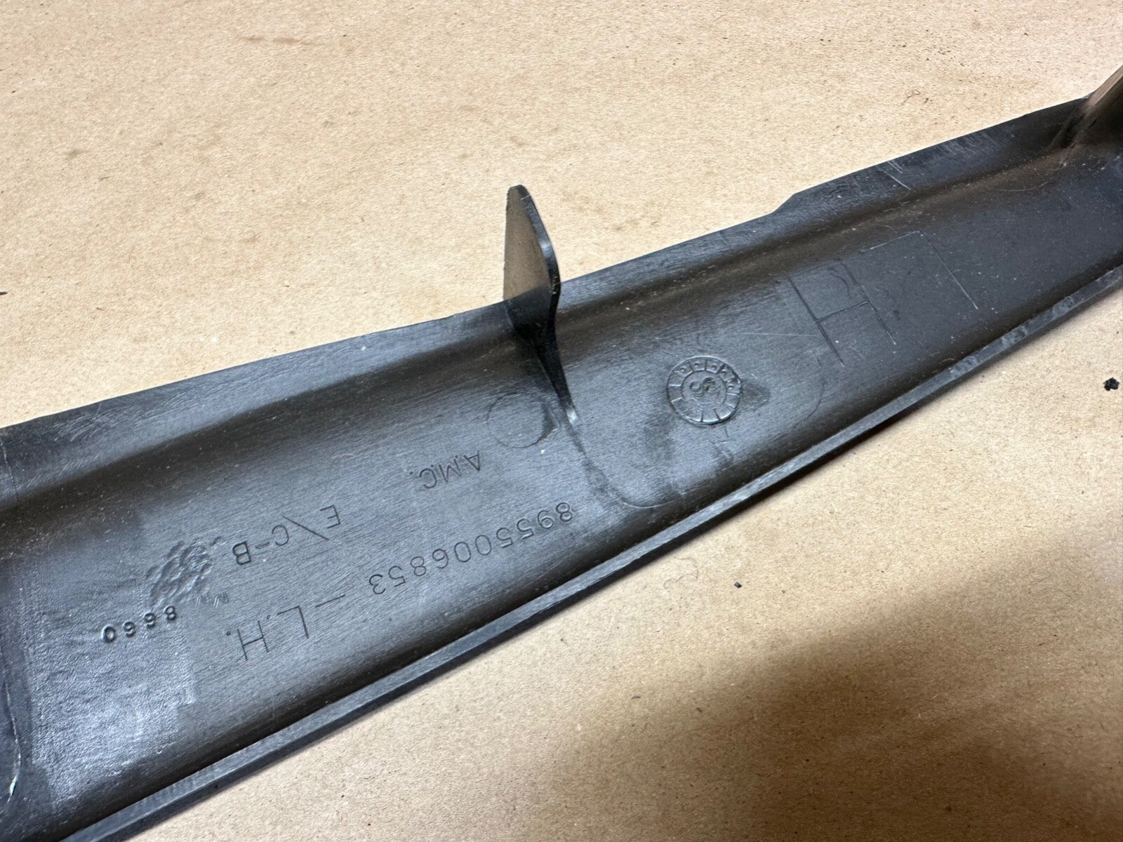 1987-1995 Jeep Cherokee Left Front Driver Seat Trim Cover Bezel Black OEM Side