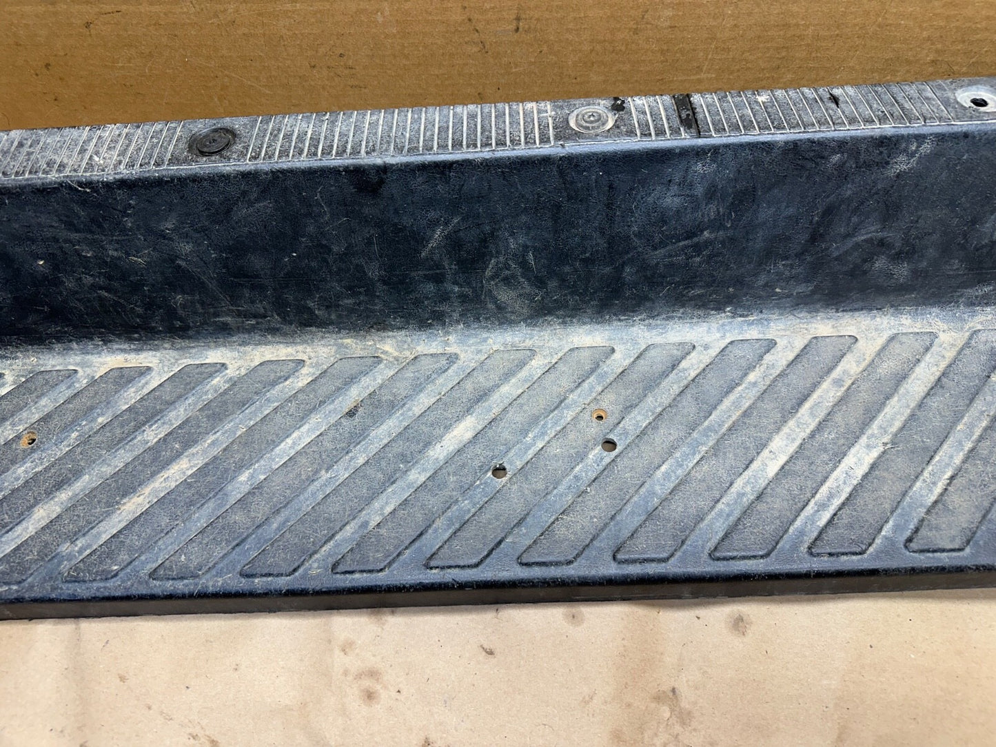 OEM 97-14 E-150 E-250 E-350 Rear Passenger Side Door Sill Plate F7UZ-1513228-AAA