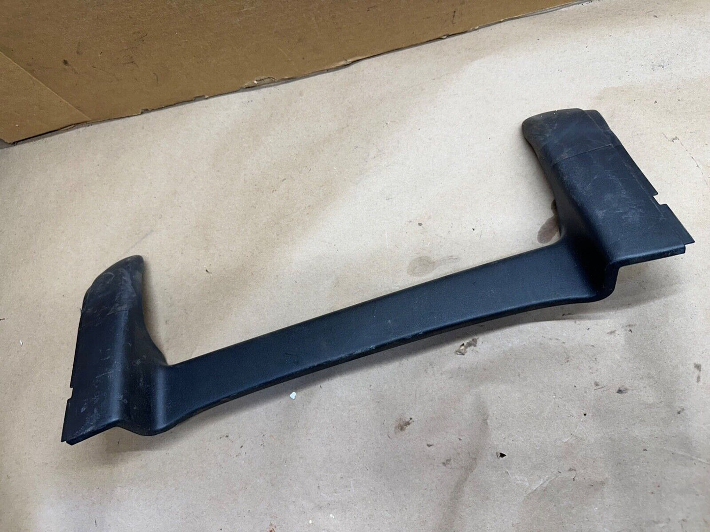 2007-2013 Chevy Silverado 1500 Tahoe Front Driver Side Seat Rear Kick Trim Floor