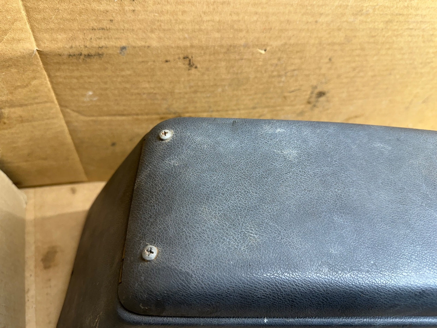 91-95 Jeep Wrangler YJ Interior Center Console Agate Grey Gray OEM Factory