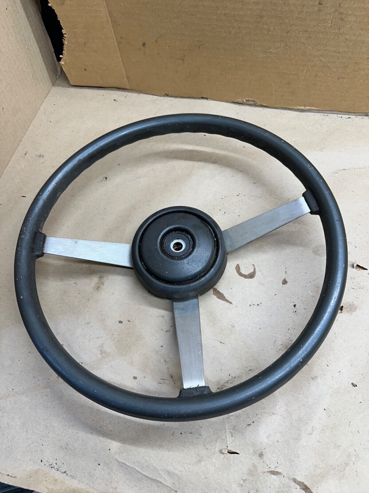 84-96 Jeep Cherokee Wrangler XJ YJ MJ Comanche 3 Spoke Steering Wheel Grey Gray