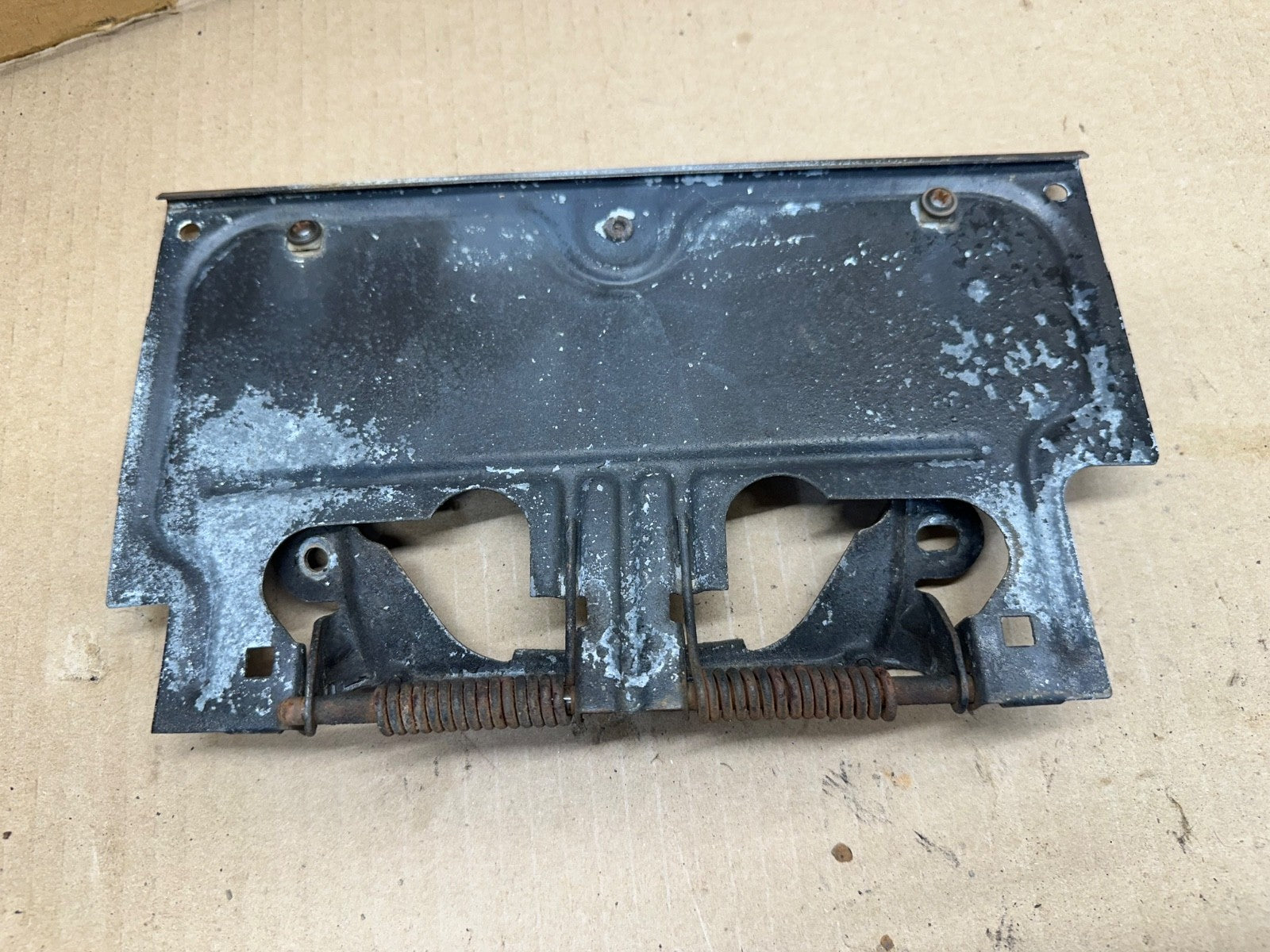 Jeep Wrangler YJ 87-95 Rear License Plate Mount Tag Bracket Factory OEM Gas Flap