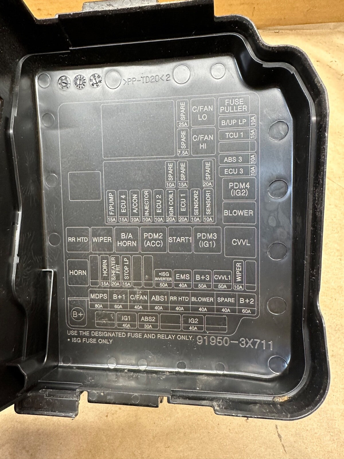 2011-2013 Hyundai Elantra Fusebox Fuse Box Relay Module 91950-3x711 EX482 Block