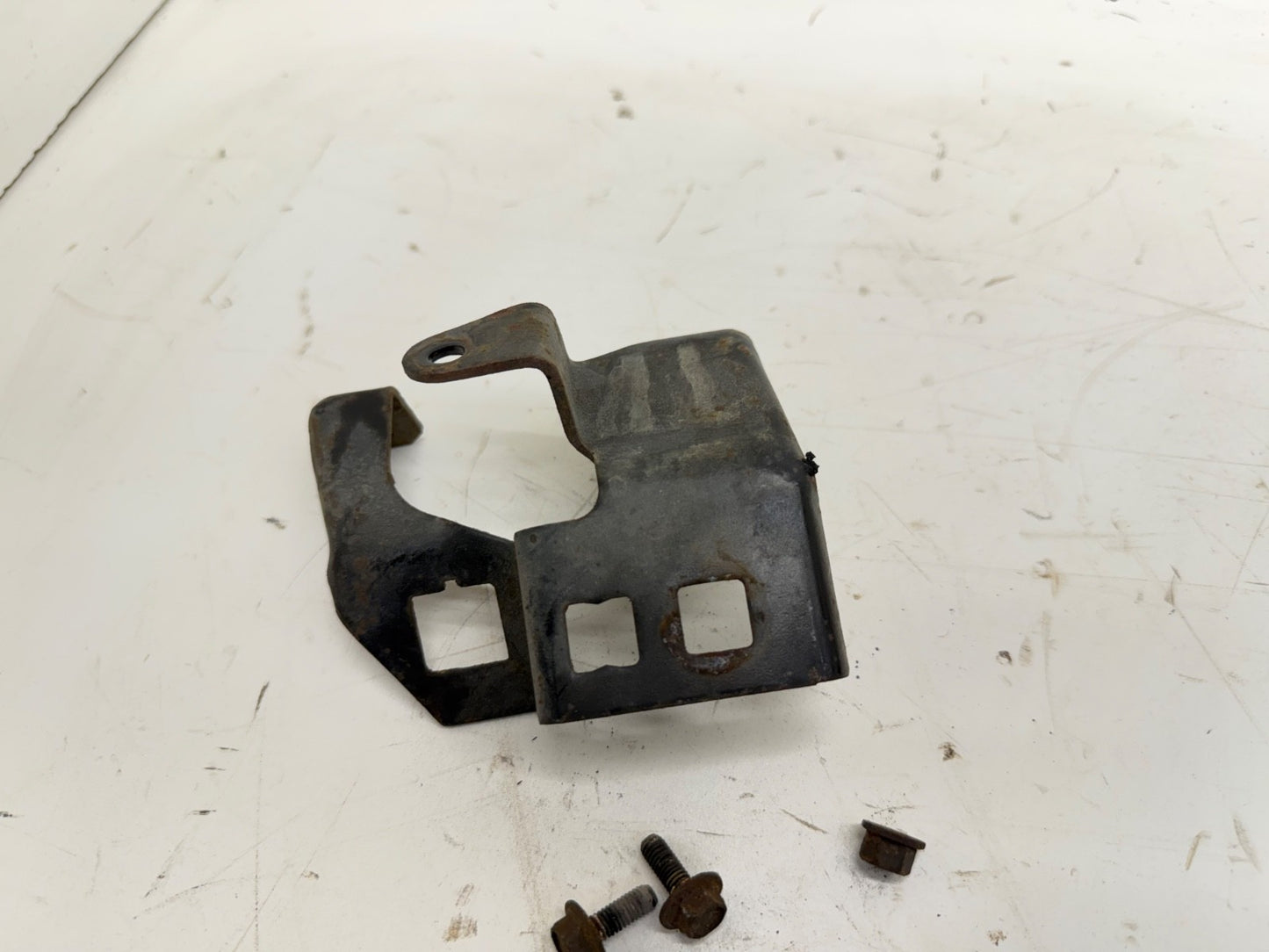 Throttle Cable Bracket Mount For 91-02 Jeep Wrangler YJ TJ 2.5 L Oem Factory OE