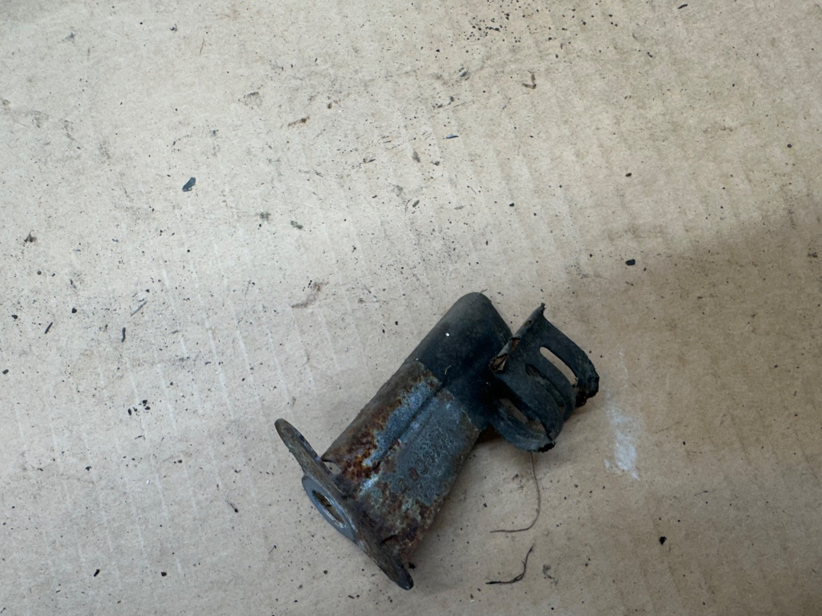 Clutch Tube Bracket Mopar (52109677AA) 2003-2006 Jeep Wrangler TJ - 52109677aa