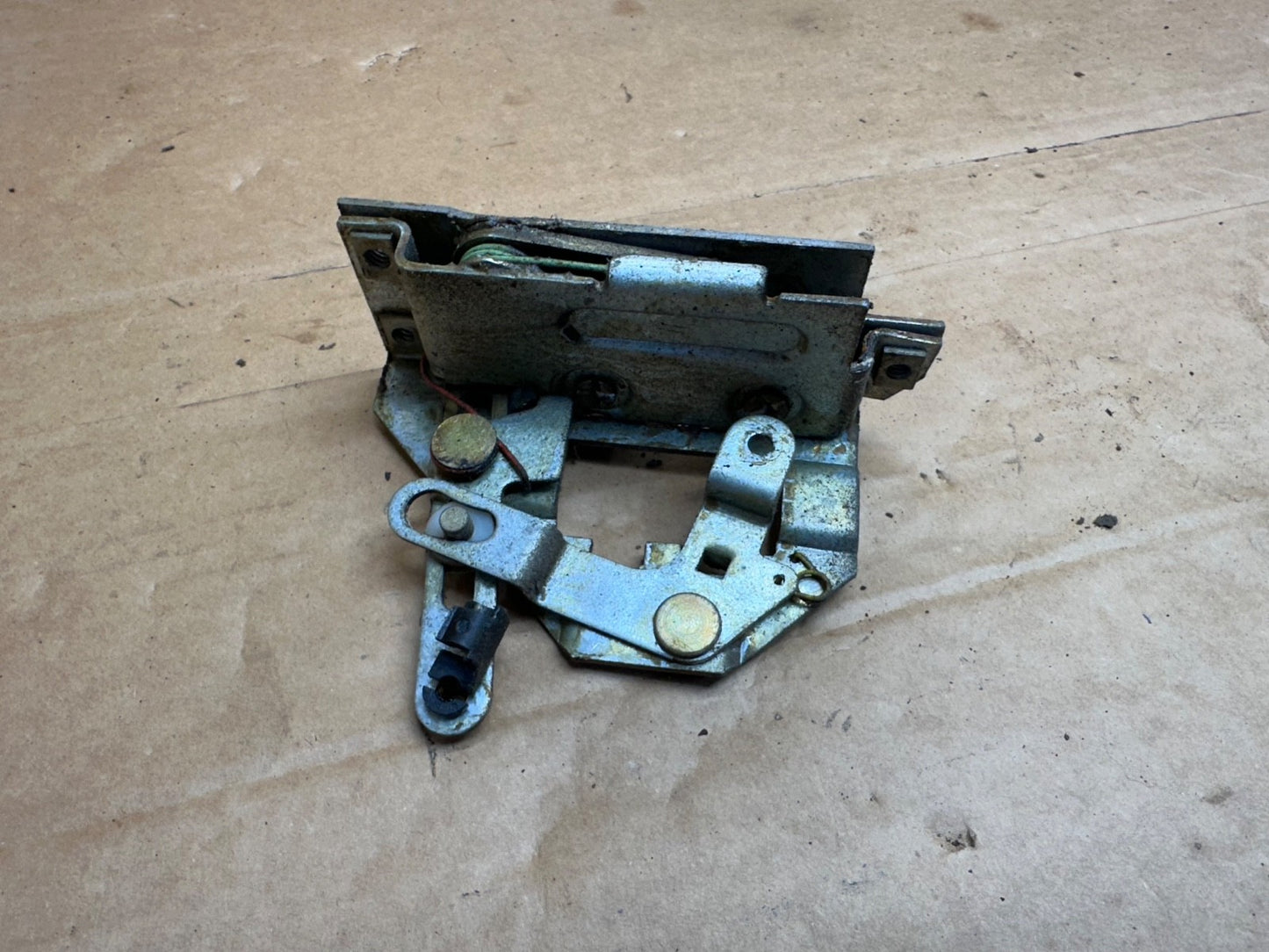 Jeep Wrangler YJ 87-95 Rear Tail Gate Tailgate Interior Latch Clip Back Door OEM