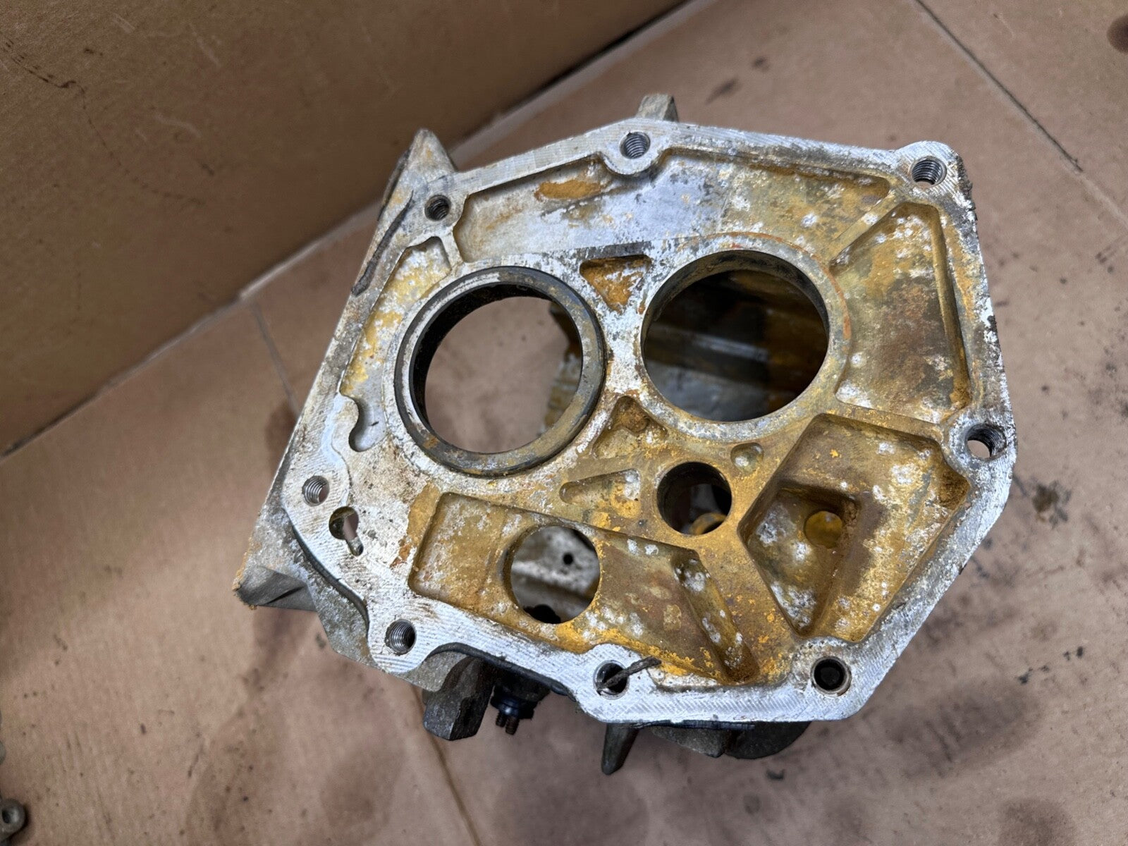 80-86 Jeep CJ T4 4 Spd Transmission Main Housing Case OEM CJ7 T-4 13-52-065-904