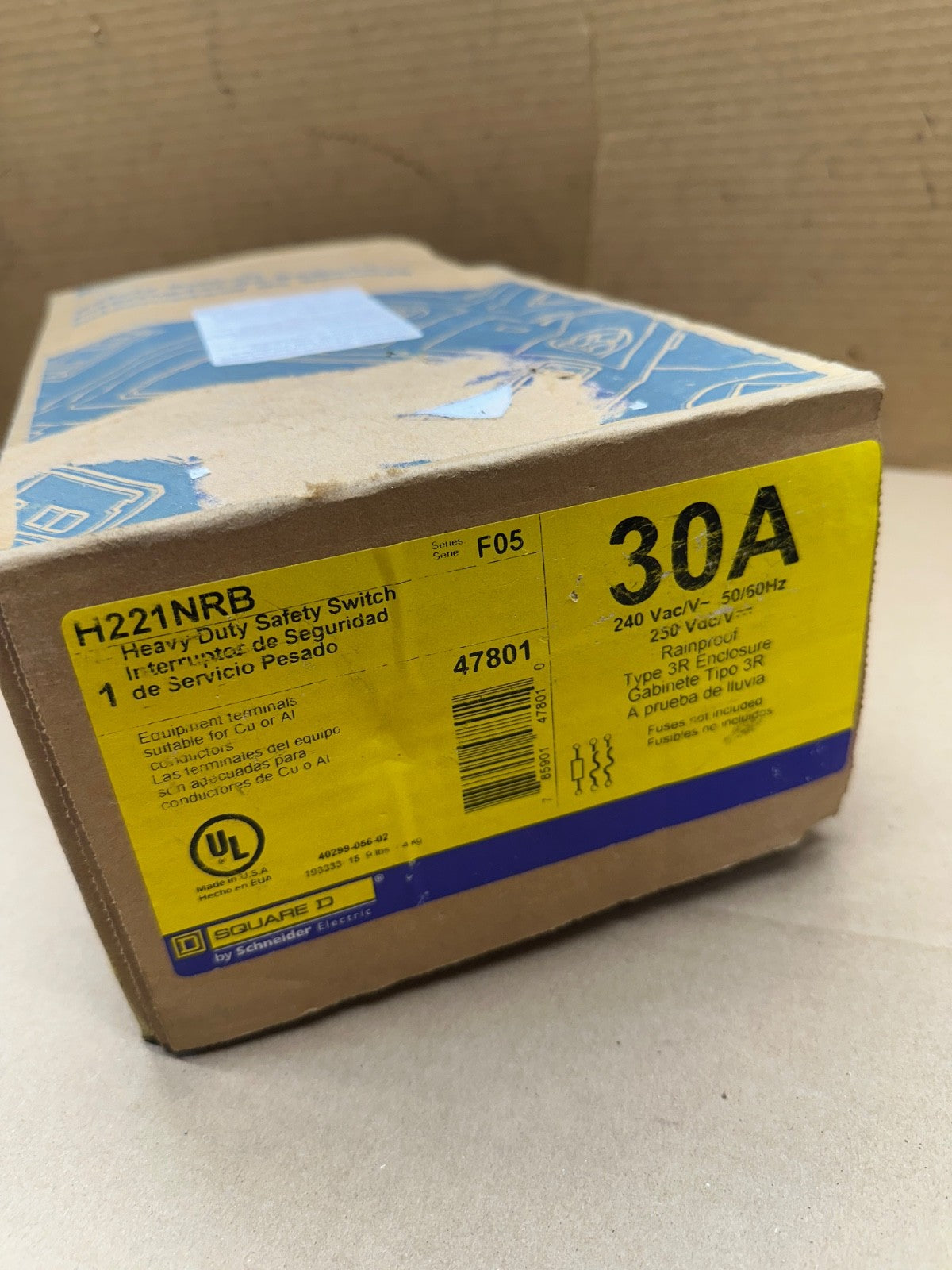 New Square D H221NRB Disconnect 30 Amp 240V 2P 3W 3R Rainproof Fusible