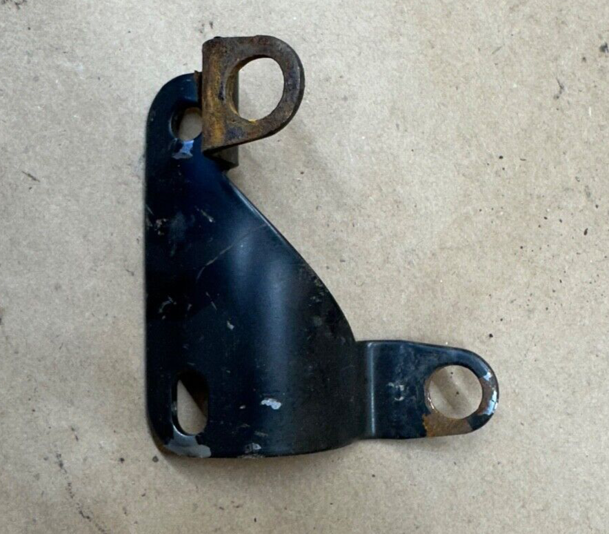 97-02 Jeep Wrangler TJ Soft Top to Roll Bar Bracket Roll Bar Mount Bow Left OEM