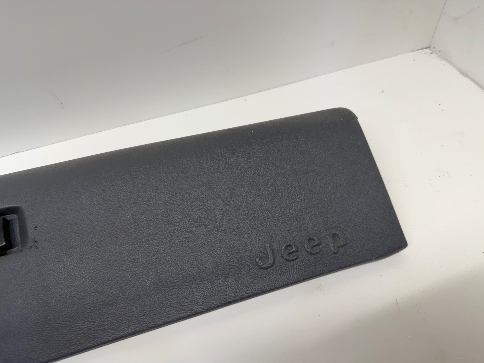 1987-1996 JEEP CHEROKEE XJ GLOVE BOX LID COMPARTMENT GRAY Door Grey OEM Factory