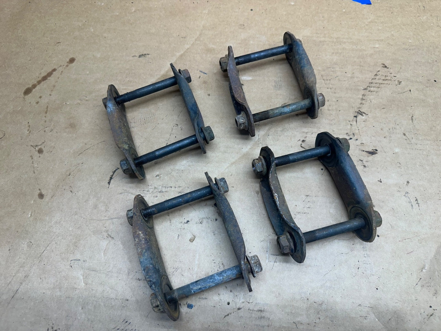 87-95 Jeep Wrangler YJ Shackles Shackle Front Rear Leaf Spring OEM Factory Stock