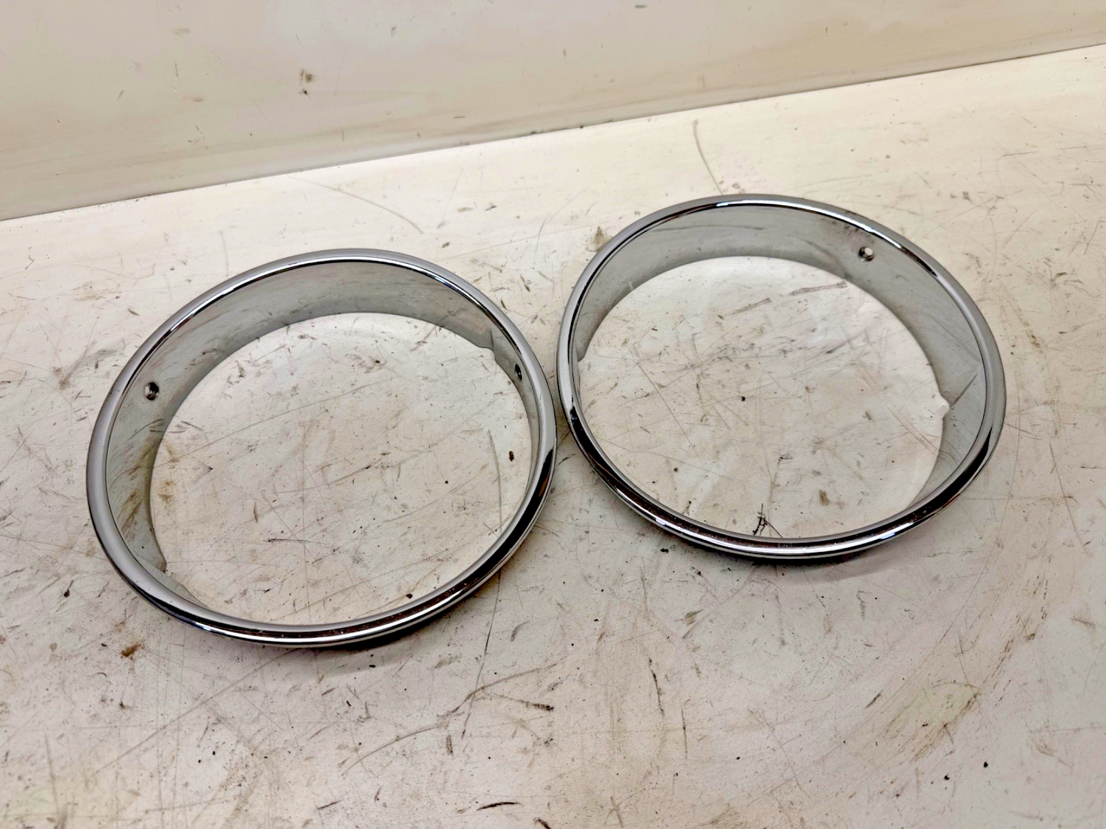 Left & Right Chrome Headlight Trim Bezels 97-06 Jeep TJ Wrangler OEM Factory L R