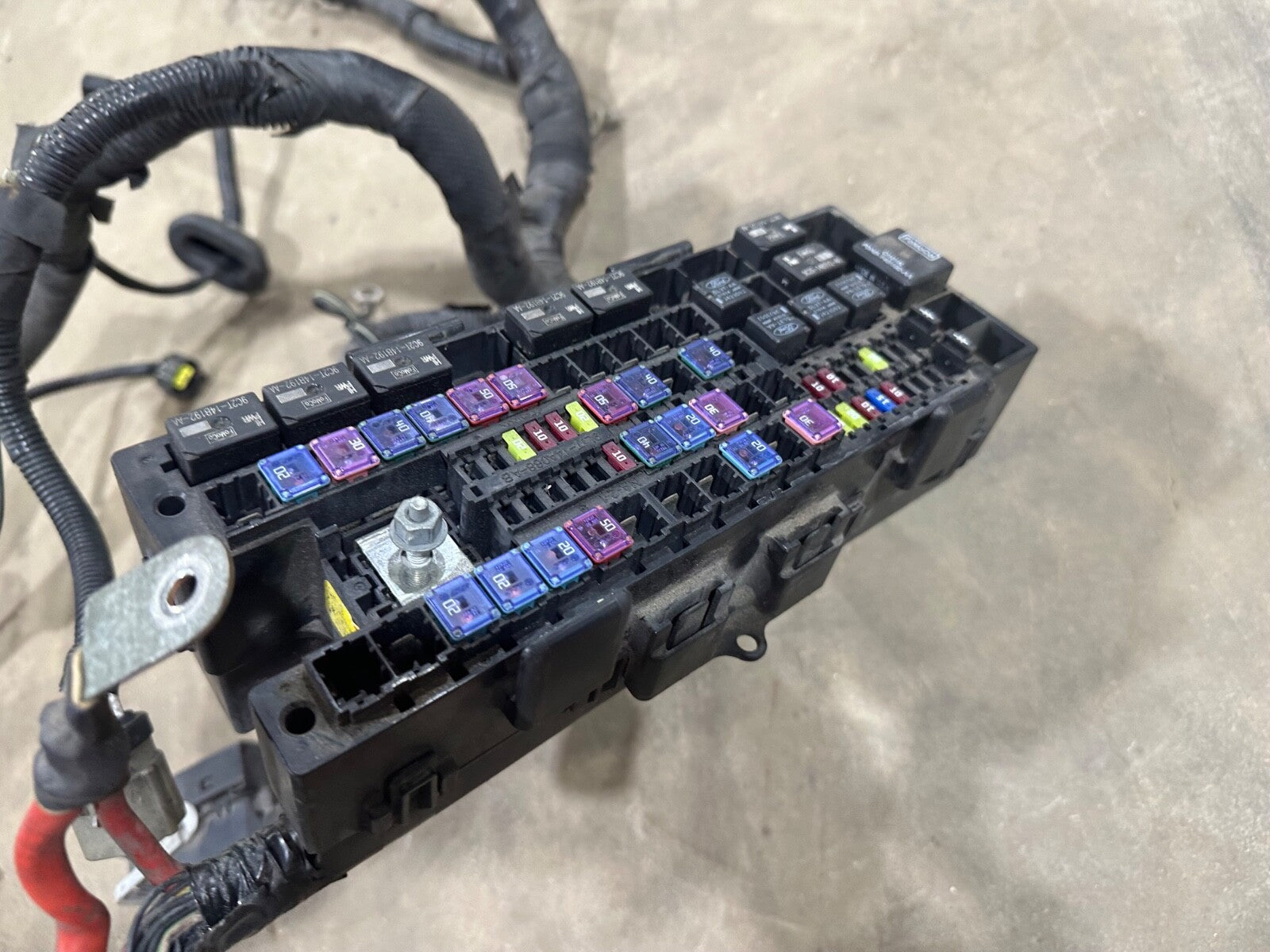 2013 FORD E150 E250 E350 ECONOLINE VAN ENGINE WIRE HARNESS FUSE BOX RELAYS RSC