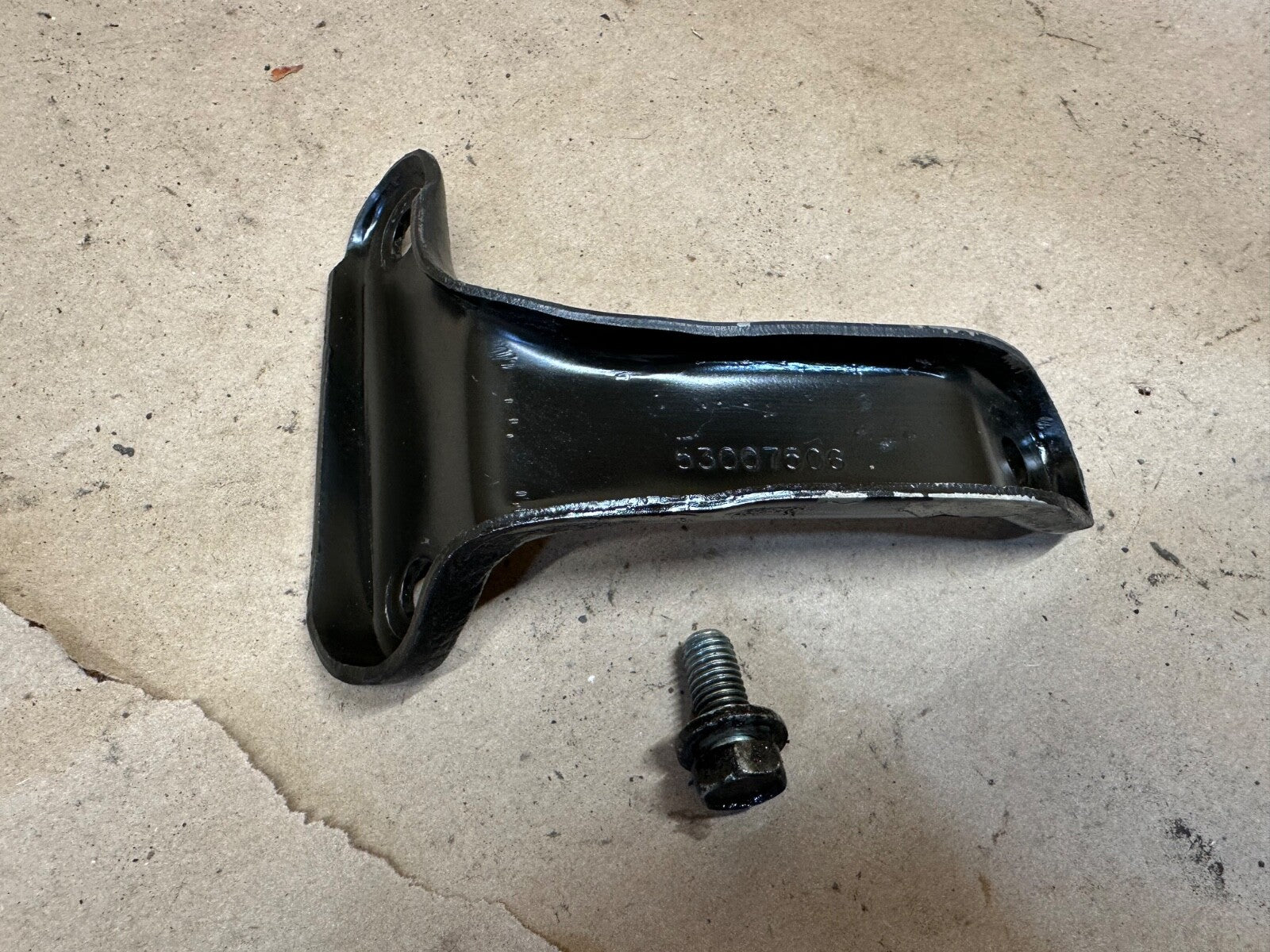 91-02 Jeep TJ Wrangler YJ Lower Engine Alternator Bracket 2.5 L Support BraceOEM