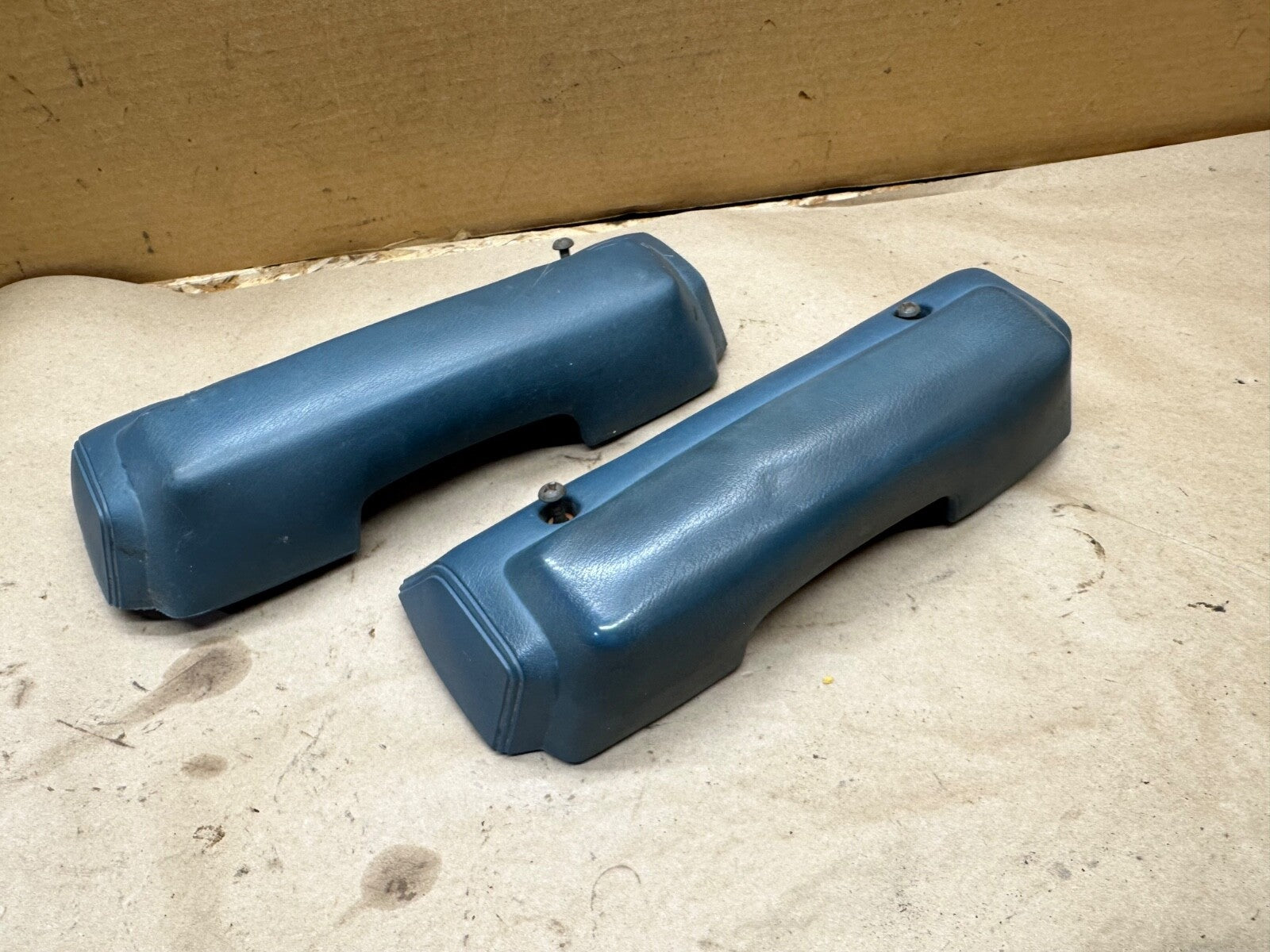 Jeep J Truck Cherokee SJ FSJ 75-80 Blue Front Interior Door Handle Arm Rest Pair