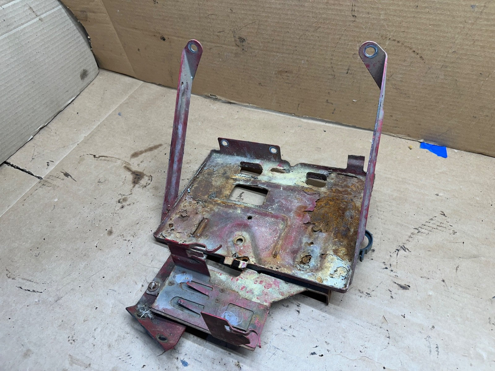 91-95 Jeep YJ Battery Tray Wrangler Factory Firewall Bracket Holder Mount OEM