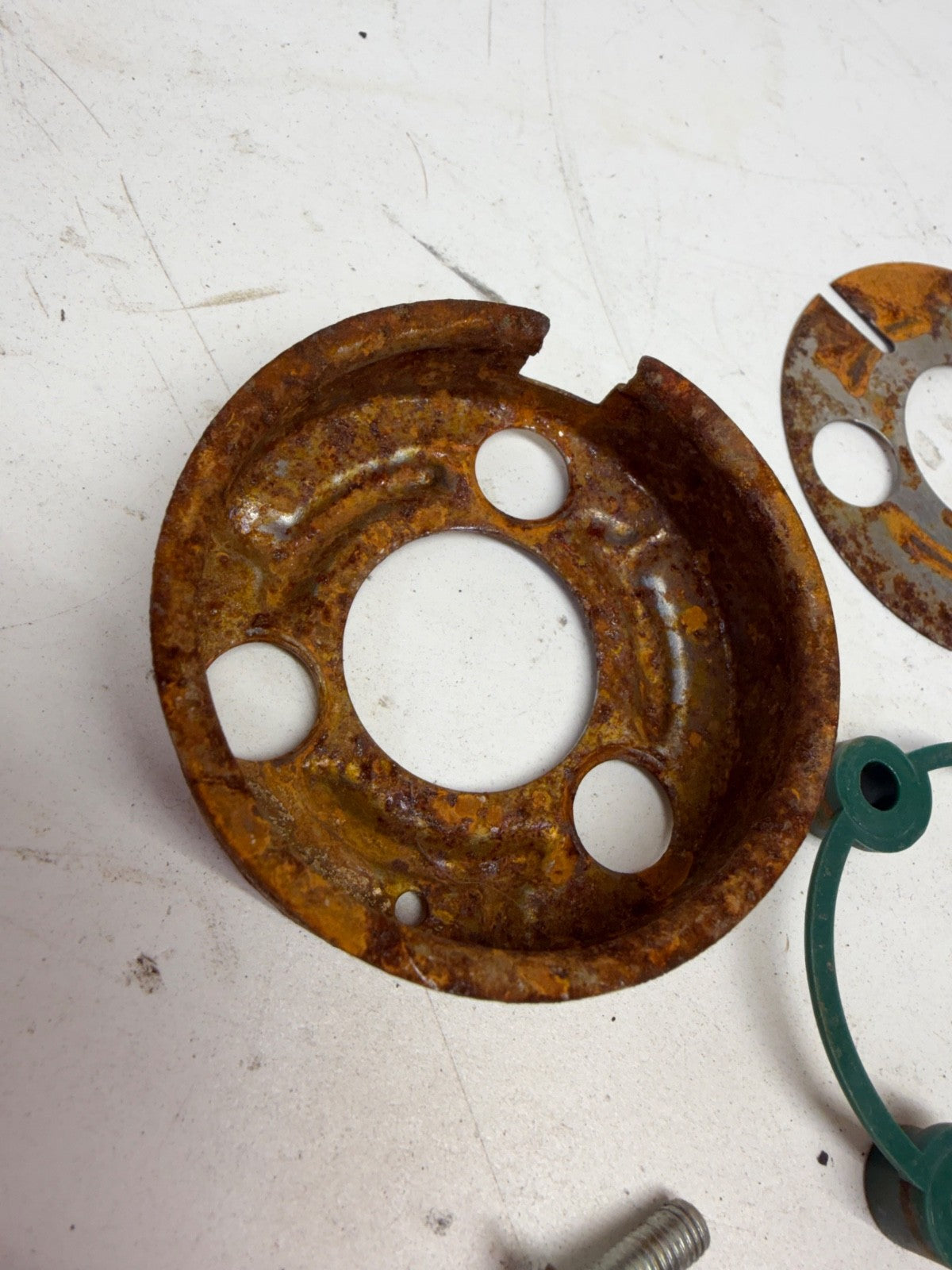 87-95 Jeep Wrangler YJ Cherokee XJ Tan Steering Wheel Horn Cap Button Hardware