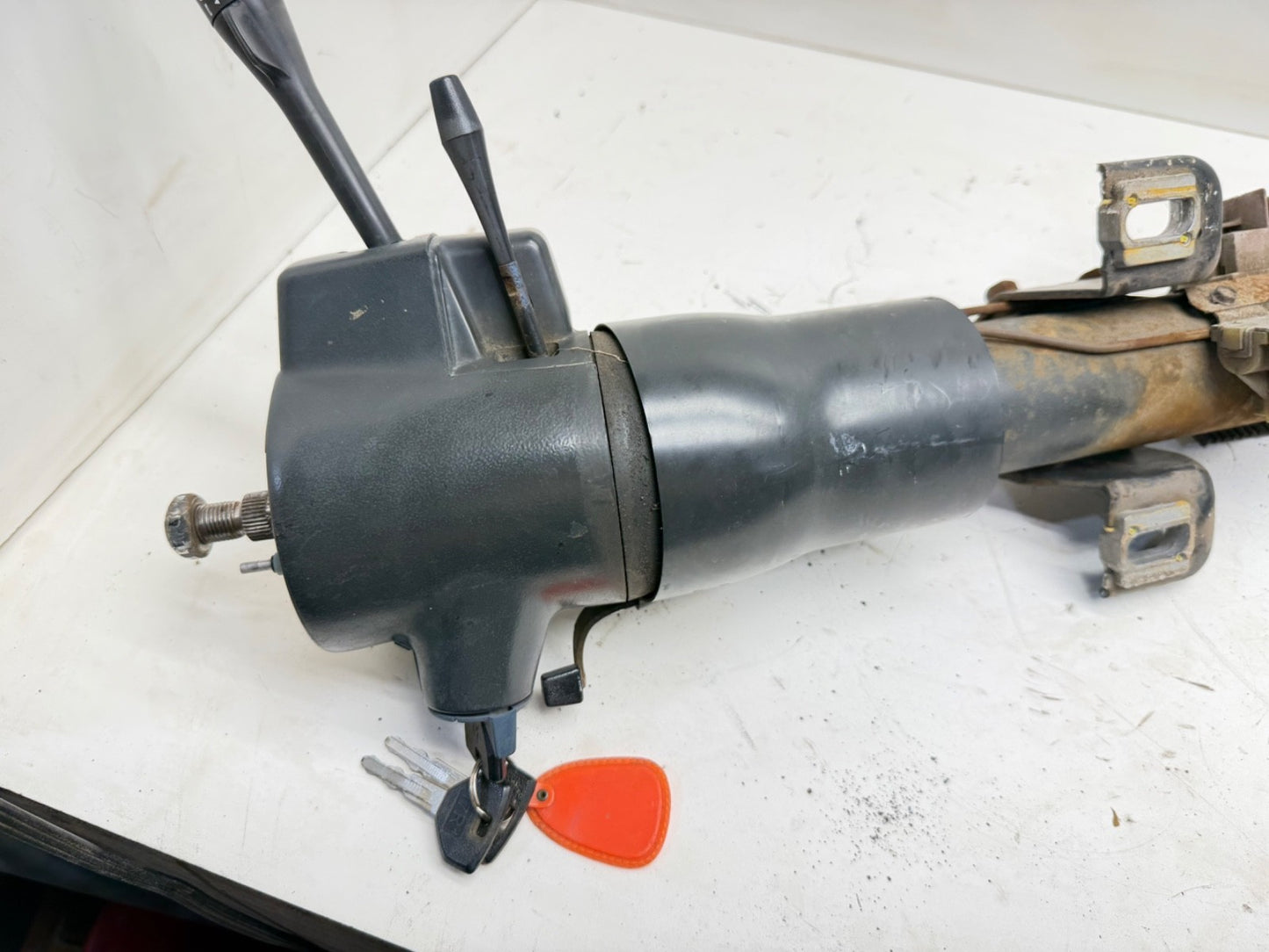 Jeep Wrangler YJ 87-95 Gray Standard Tilt Steering Column  w/Key Manual