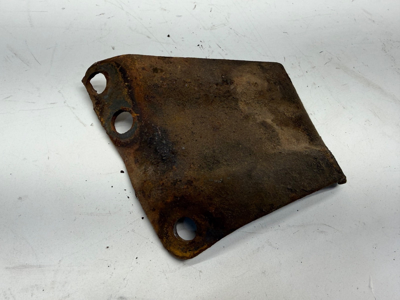 Jeep CJ CJ5 CJ7 CJ8 76-86 OEM Power Steering Box Lower Bracket 8127536 Factory