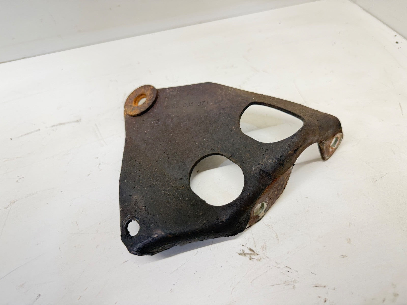 87-01 Jeep Cherokee XJ NP231 4.0L OEM Transfer Case Shifter Linkage Side Bracket