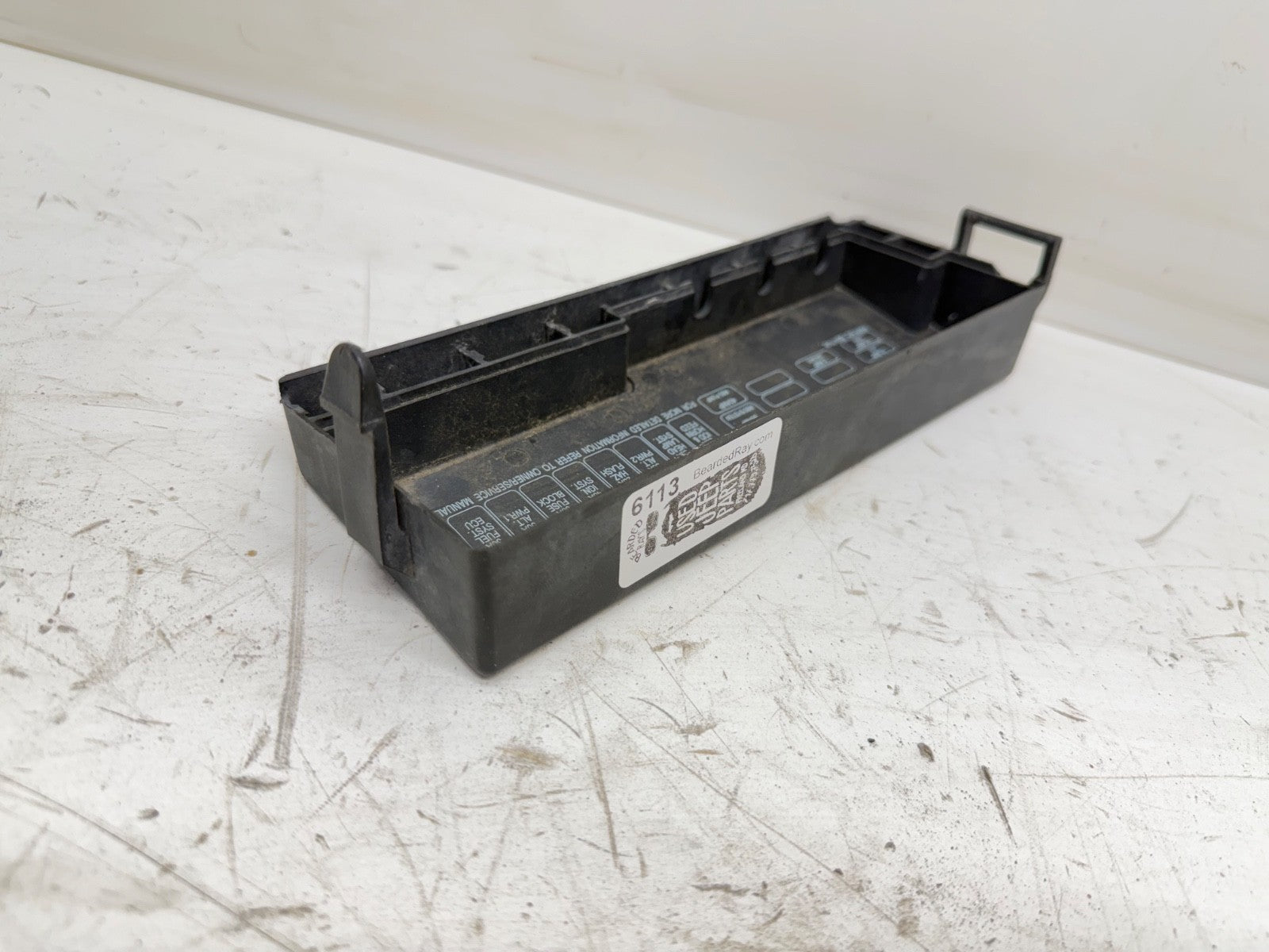 Jeep Wrangler YJ 91-95 Under Hood Fuse Block Relay Panel Cover OEM 56017145