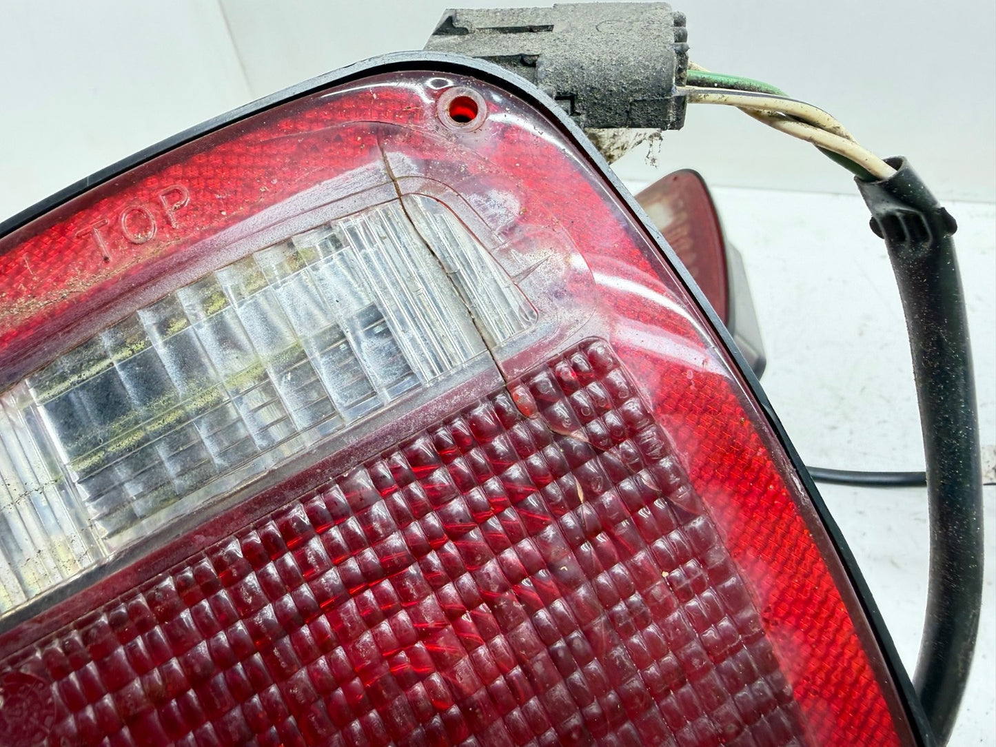 92-95 Jeep YJ Wrangler Tail Light Taillight Driver Passenger light Lights OEM