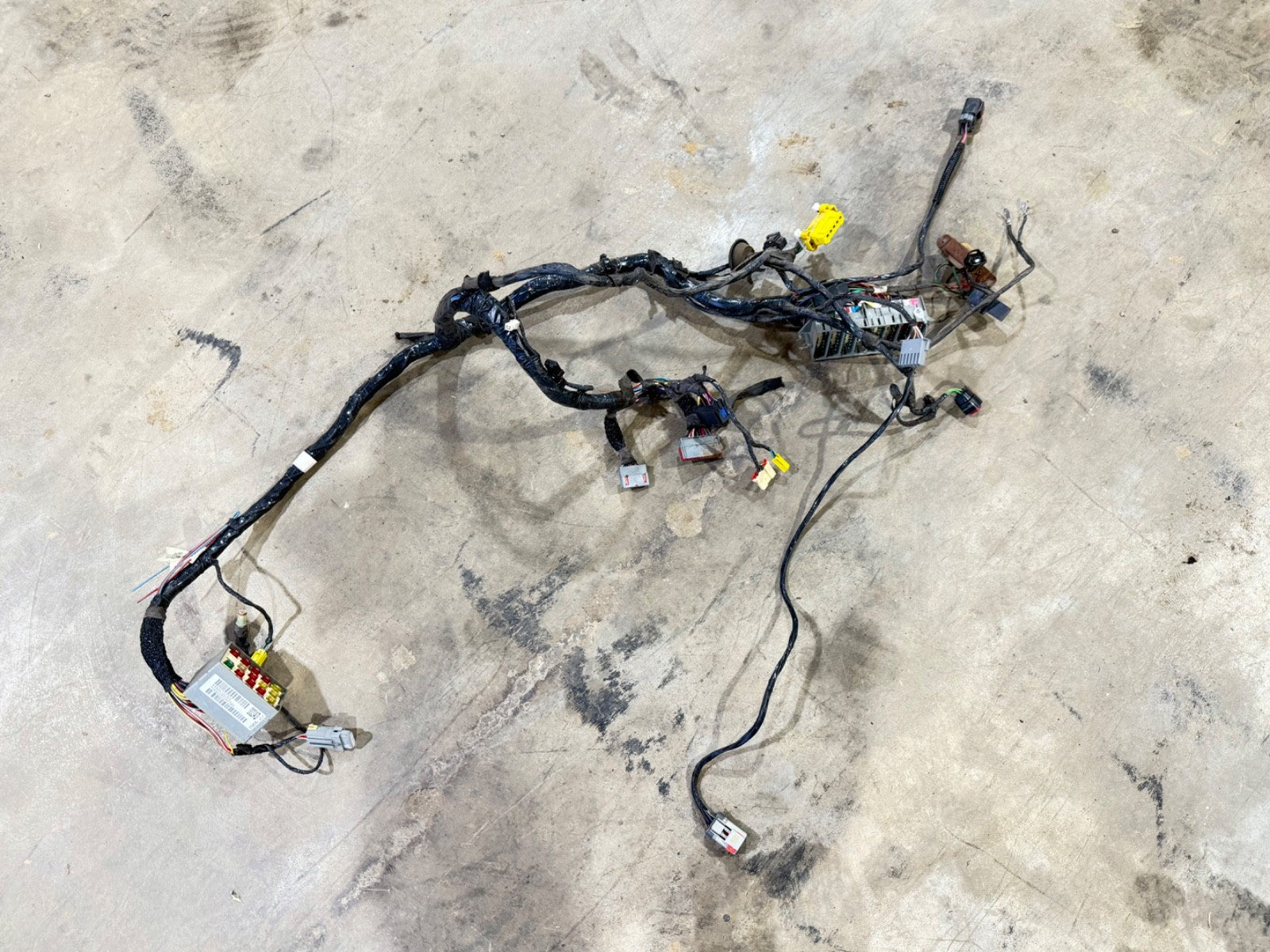 01 Jeep TJ Wrangler Interior Fusebox Crossbody Wire Harness Soft Top Under Dash
