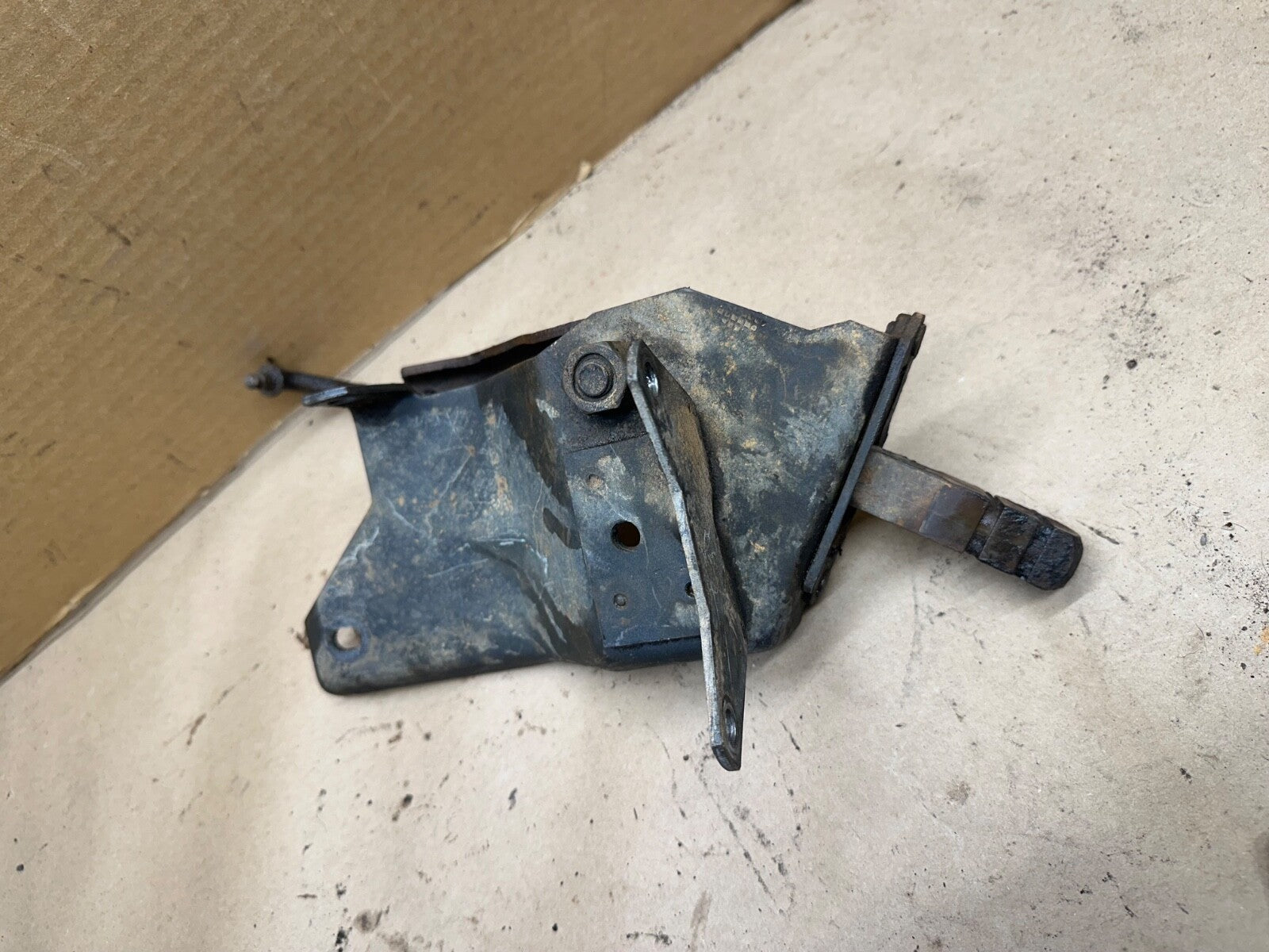 87-95 Jeep Wrangler YJ Transfer Case Shifter Bracket 5 speed NP231 AX5 231 Shift