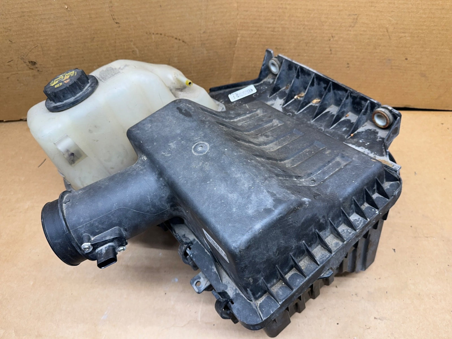 Coolant Reservoir Tank Ford F-250 F-350 Super Duty 2011-2016 Air Filter Box OEM