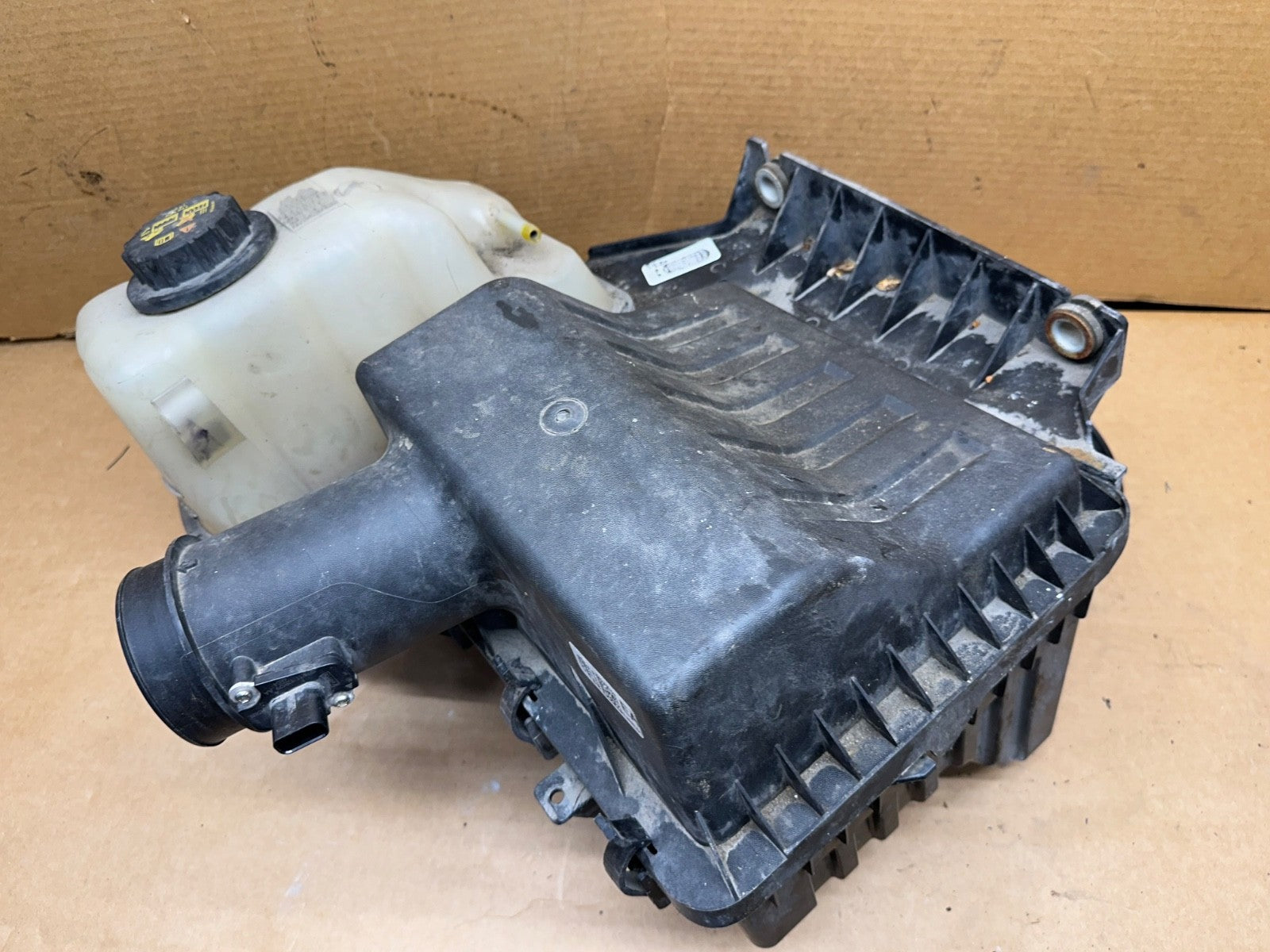 Coolant Reservoir Tank Ford F-250 F-350 Super Duty 2011-2016 Air Filter Box OEM