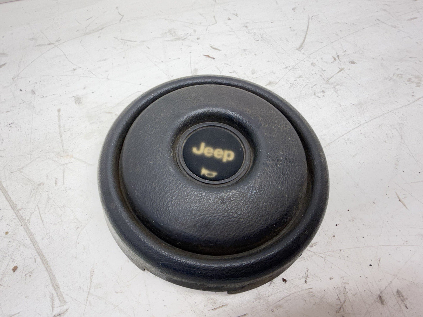 84-96 Jeep Cherokee Wrangler XJ YJ Charcoal Steering Wheel Horn Button Grey Gray