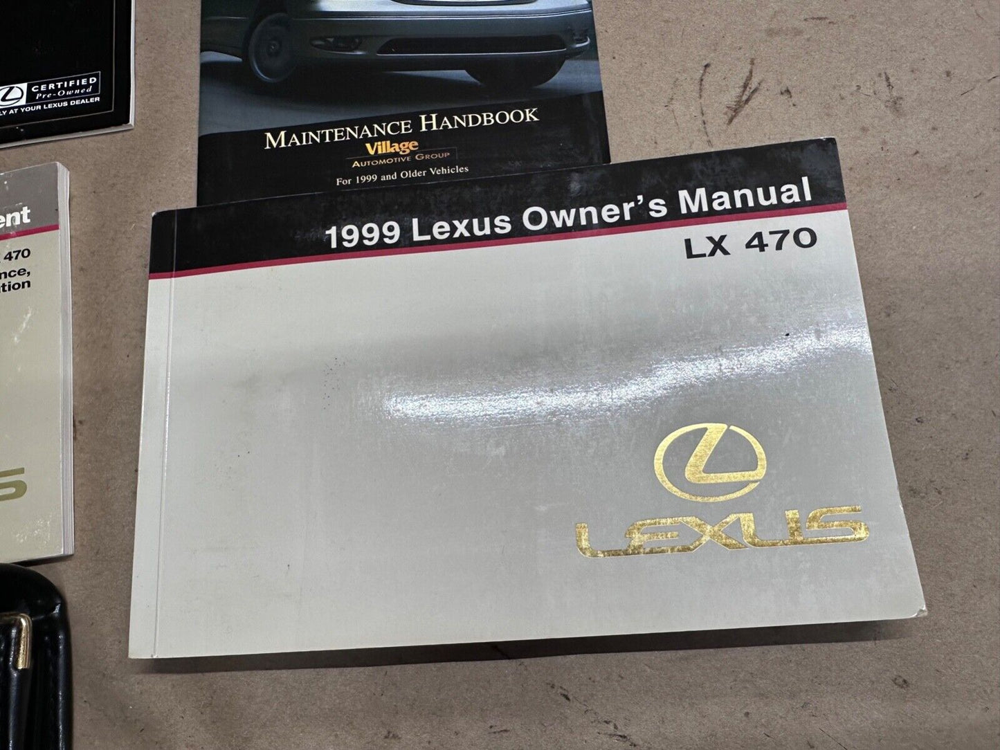 99 1999 Lexus LX 470 LX470 Owners Manual Pamphlet Book Pouch Operator OEM OE