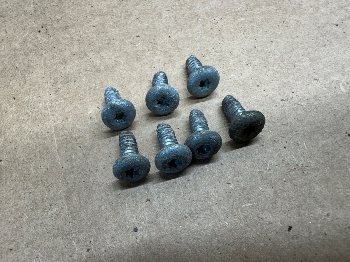 76-95 Jeep Wrangler YJ CJ 5 7 8 Sunvisor Sun Visor Bolt Set Factory OEM  SCREWS