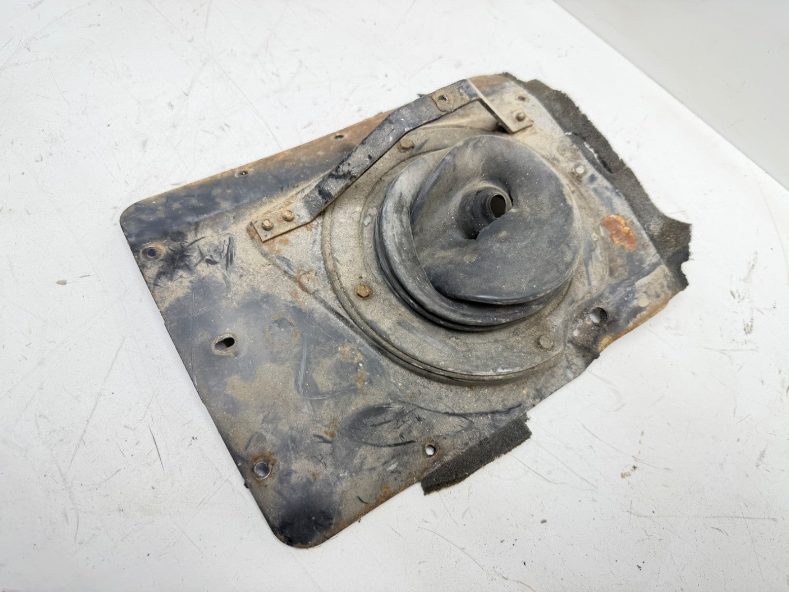 Jeep TJ Wrangler 97-02 Manual Transmission Tunnel Cover Shifter Plate 5spd Trans